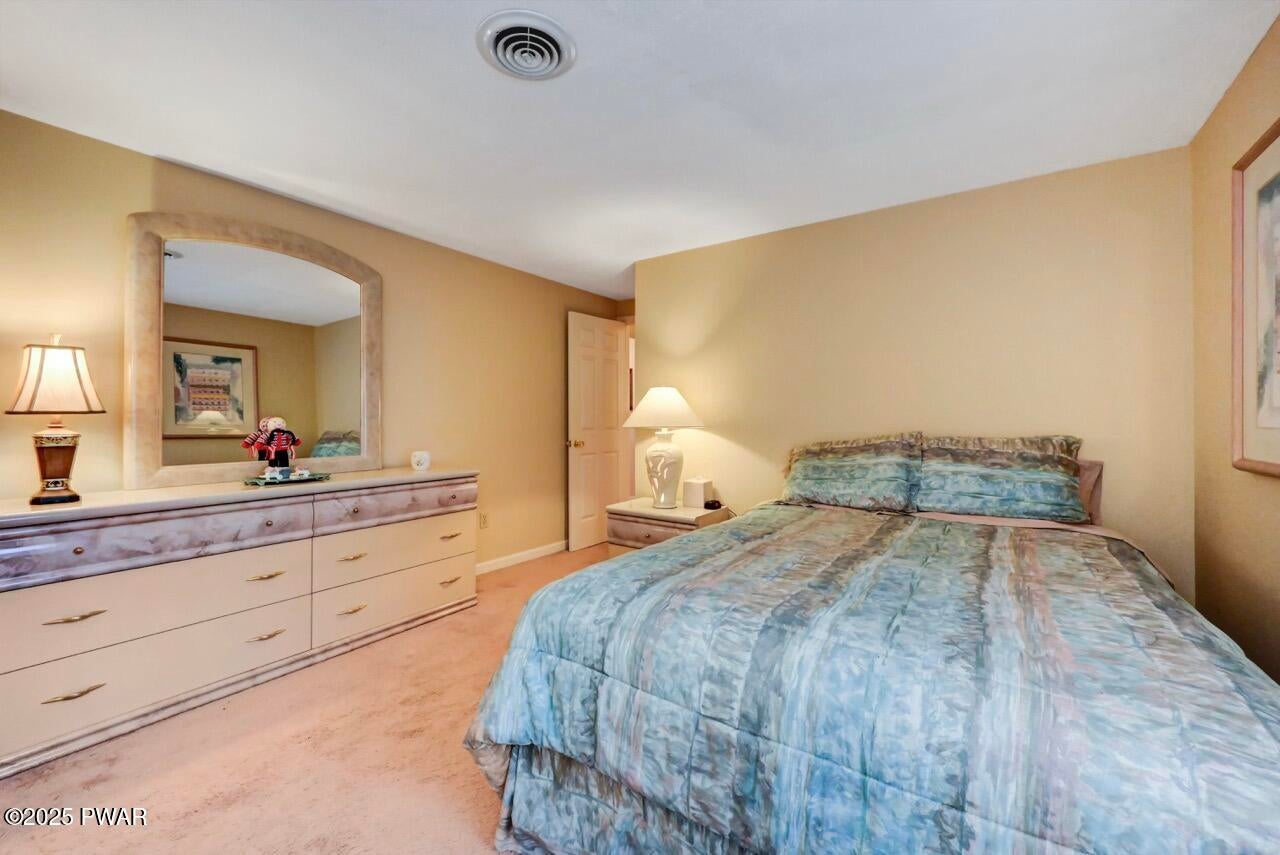 Lords Valley, Pennsylvania, 18428, United States, 5 Bedrooms Bedrooms, ,3 BathroomsBathrooms,Residential,For Sale,1977416