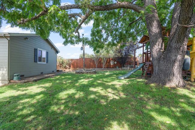 Watsonville, California, 95076, United States, 3 Bedrooms Bedrooms, ,2 BathroomsBathrooms,Residential,For Sale,1987376