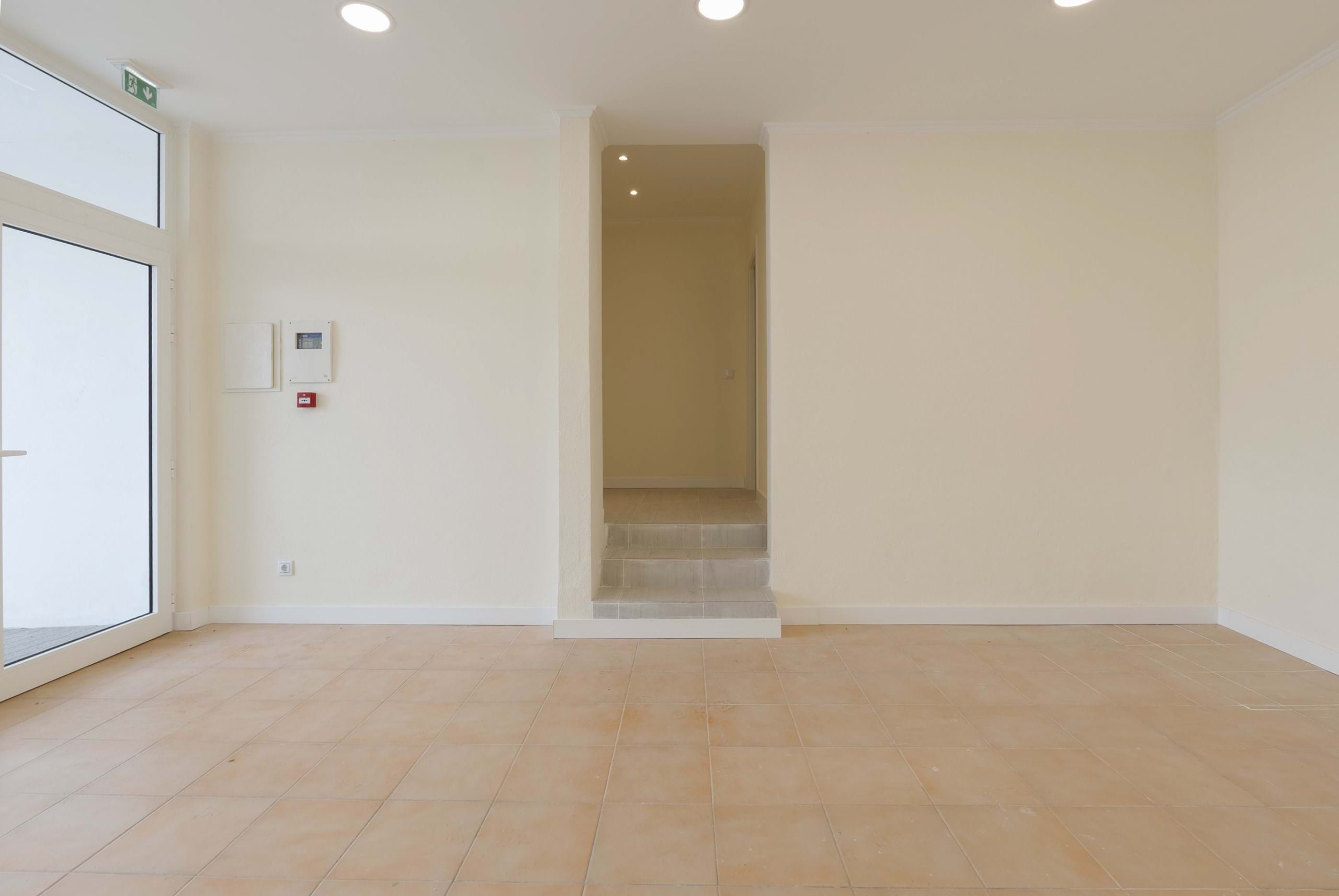 Cascais, Lisbon, 2785-261, PT, 4 Bedrooms Bedrooms, ,3 BathroomsBathrooms,Residential,For Sale,1795238