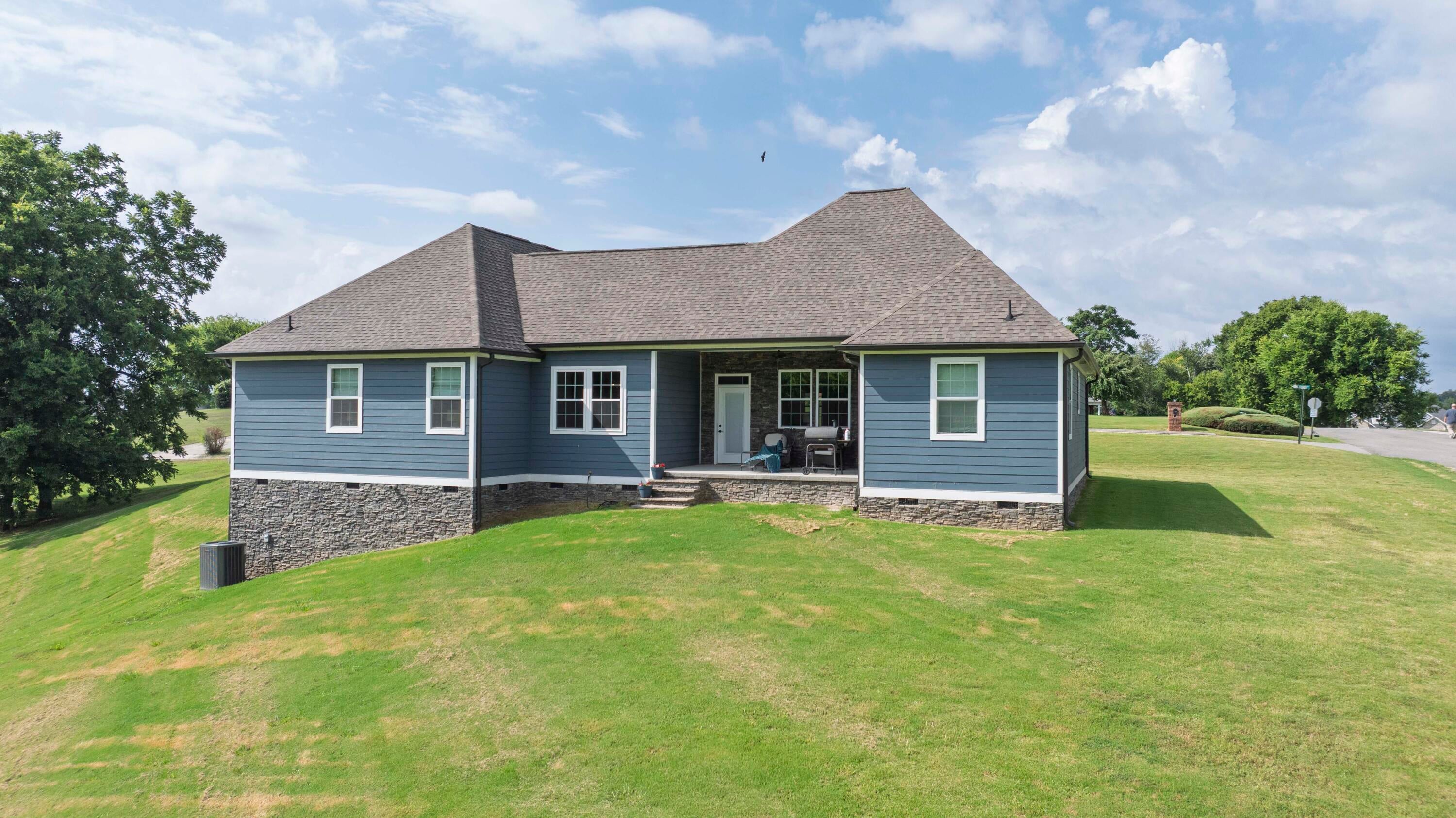 Dayton, Tennessee, 37321, United States, 3 Bedrooms Bedrooms, ,2 BathroomsBathrooms,Residential,For Sale,1901009