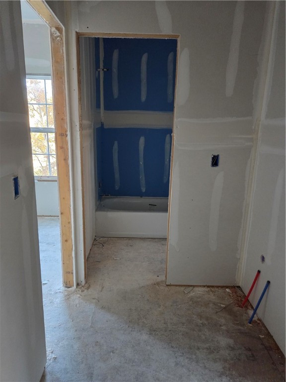 Bella Vista, Arkansas, 72715, United States, 4 Bedrooms Bedrooms, ,4 BathroomsBathrooms,Residential,For Sale,1989429