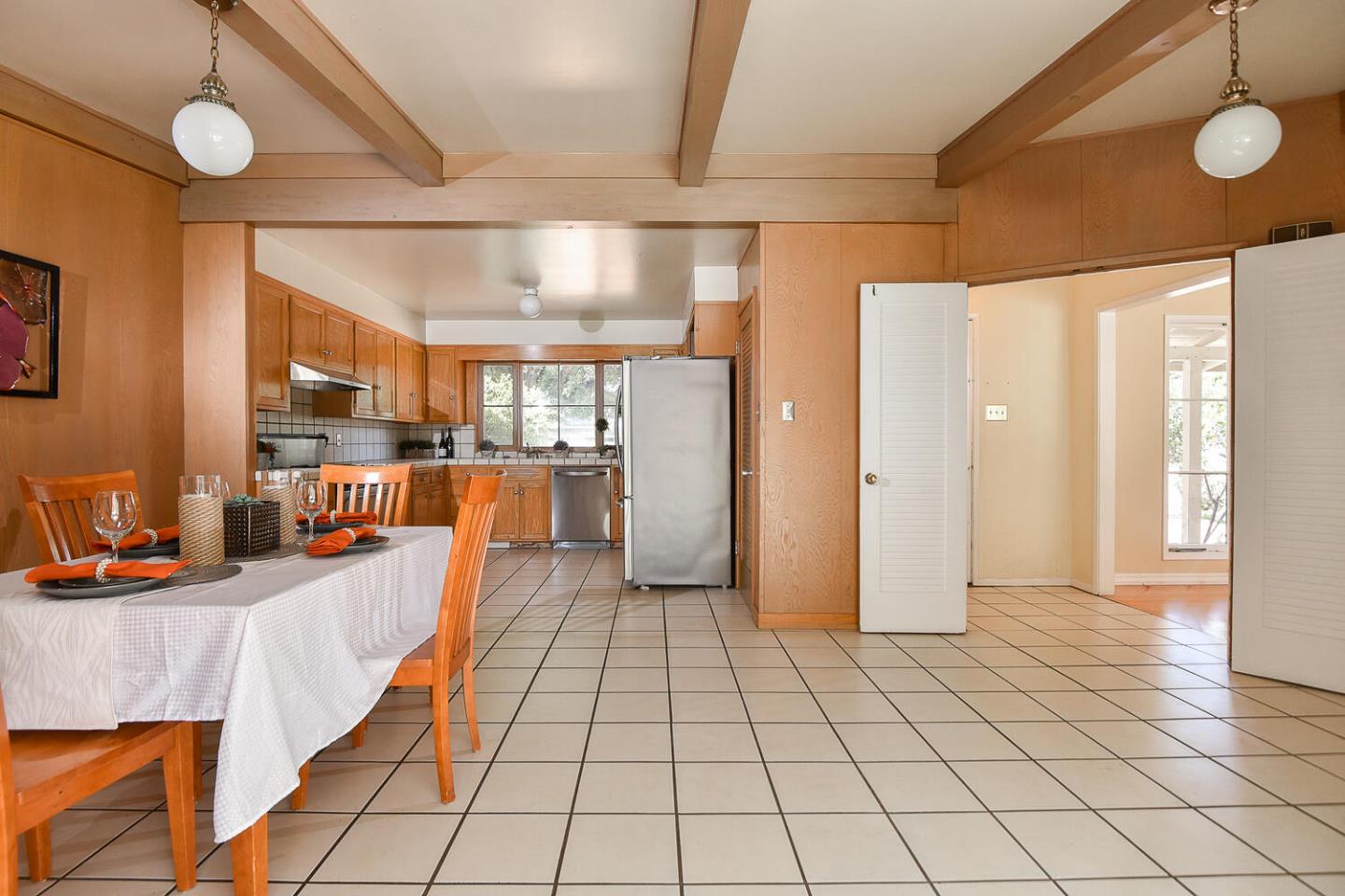 San Jose - Willow Glen, California, 95125, United States, 3 Bedrooms Bedrooms, ,2 BathroomsBathrooms,Residential,For Sale,1740132