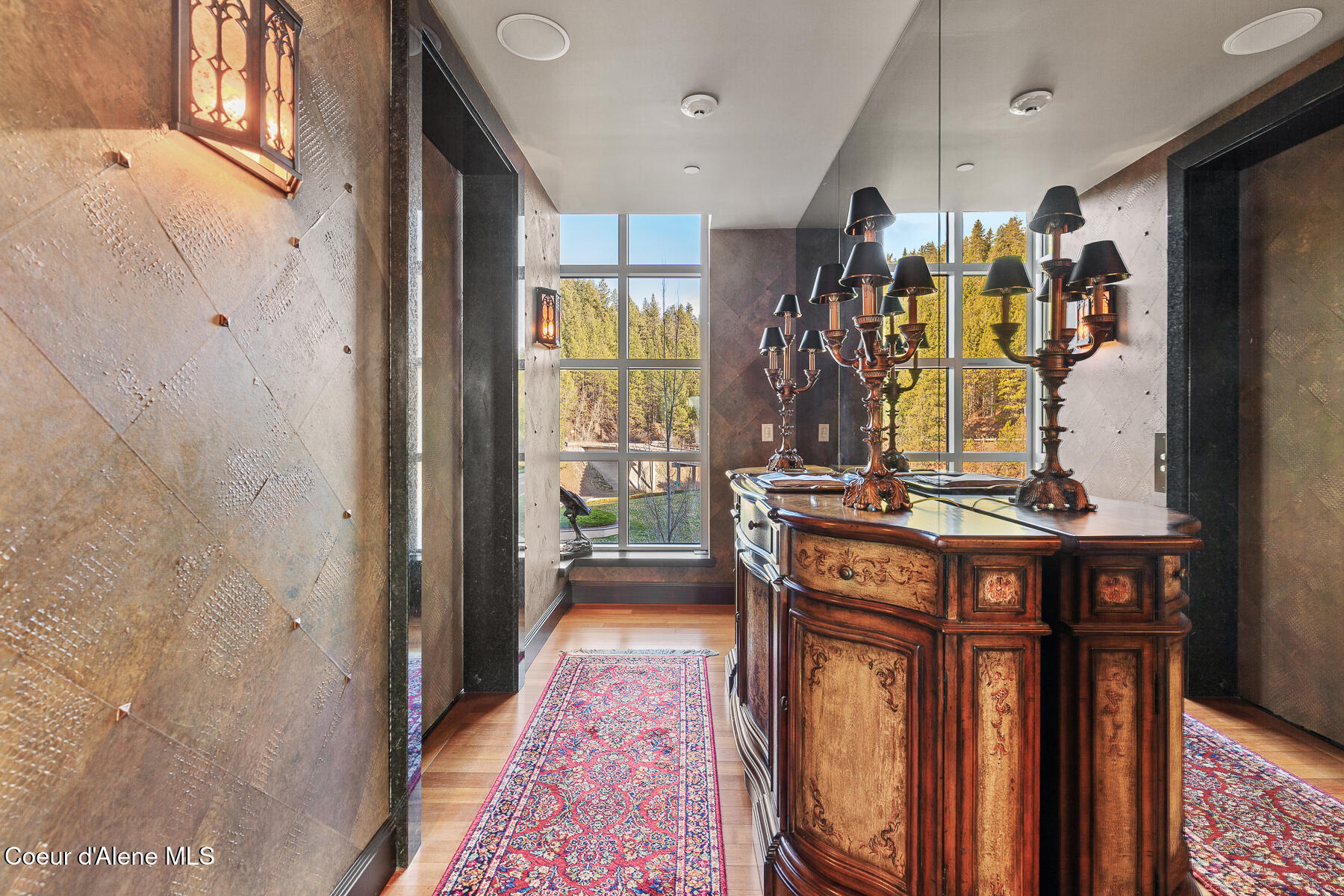 Coeur d'Alene, Idaho, 83814, United States, 4 Bedrooms Bedrooms, ,Residential,For Sale,2010702