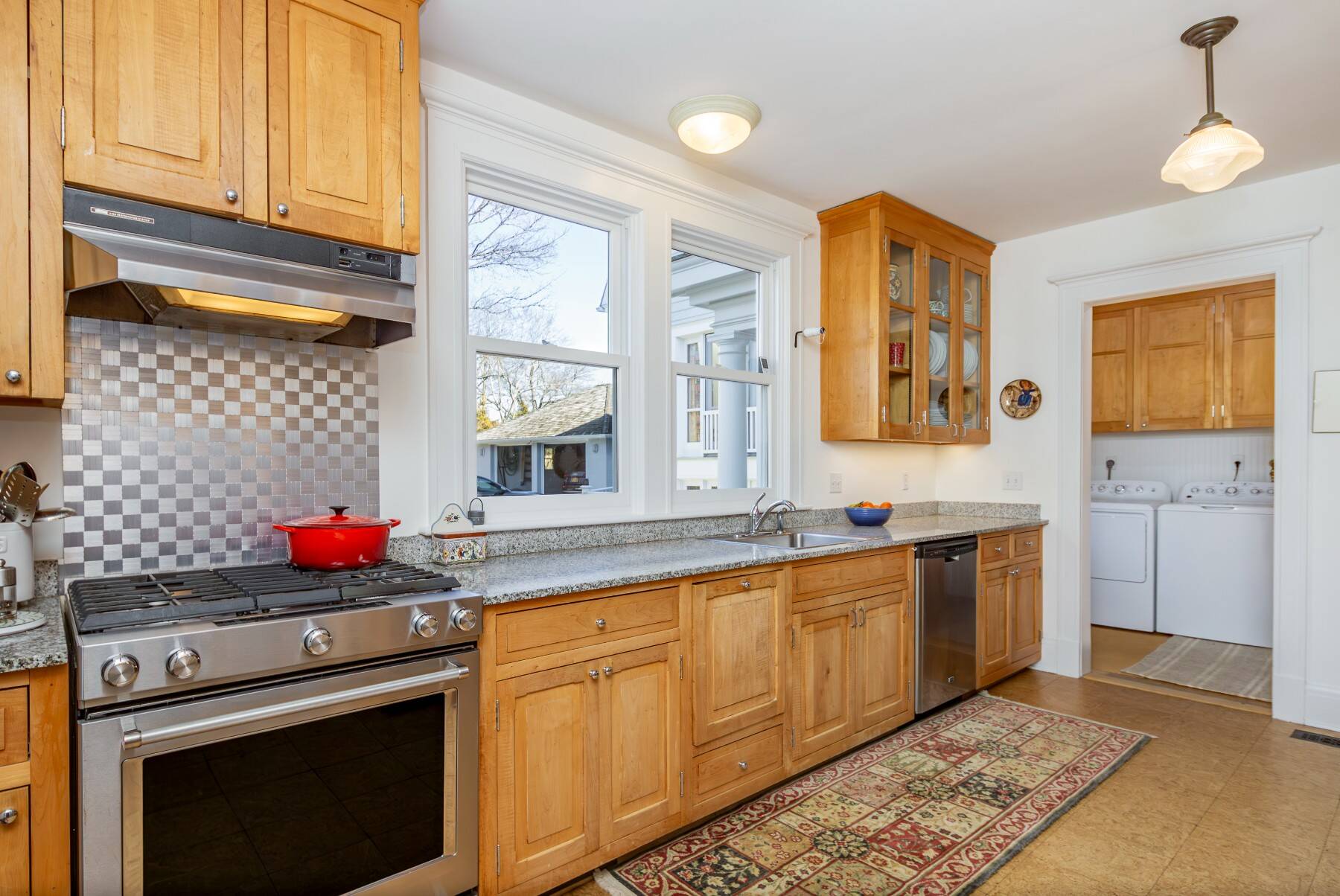  338 N MAIN ST - 物件實景