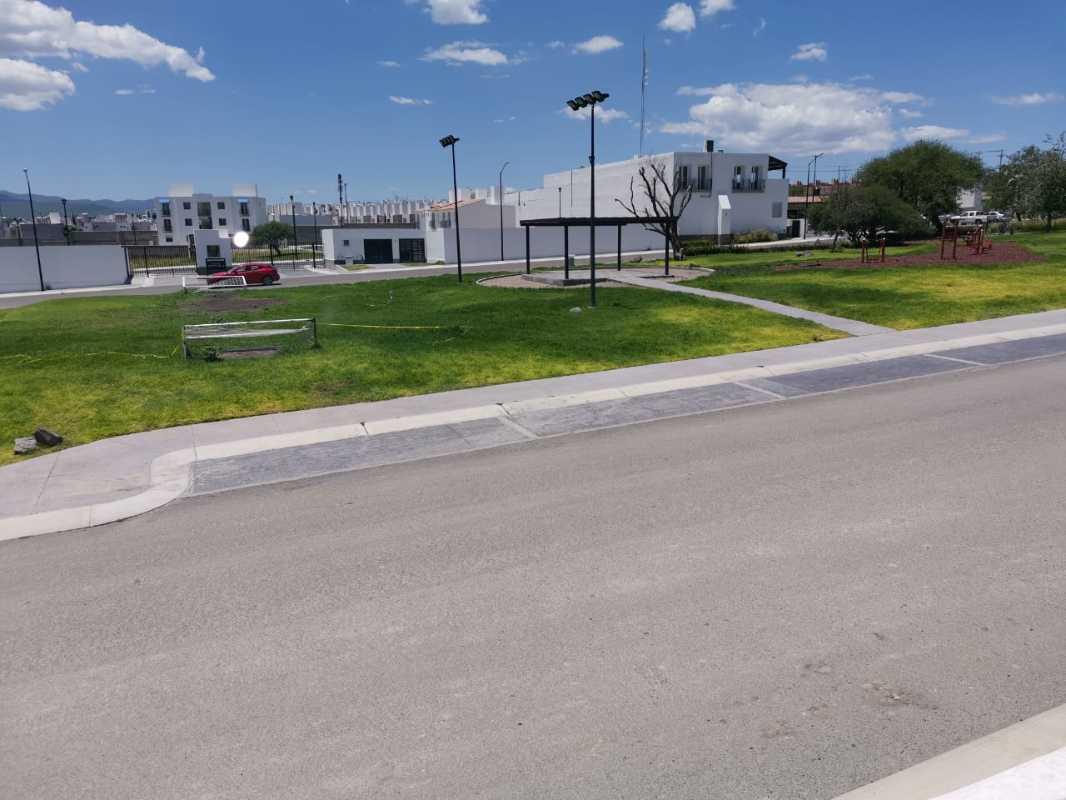 Av. de la Cantera, Querétaro, Querétaro, 76116, Mexico, 2 Bedrooms Bedrooms, ,1 BathroomBathrooms,Residential,For Sale,Av. de la Cantera,1442282