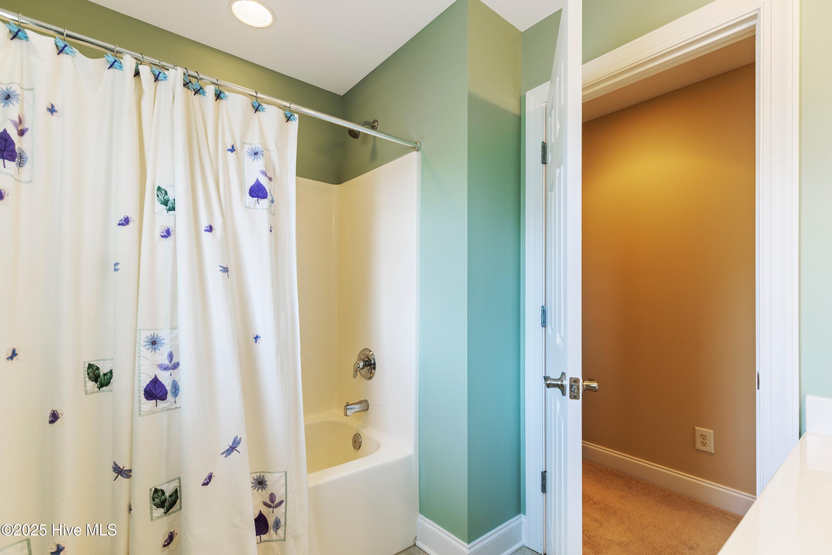 Bolivia, North Carolina, 28422, United States, 4 Bedrooms Bedrooms, ,3 BathroomsBathrooms,Residential,For Sale,1866825