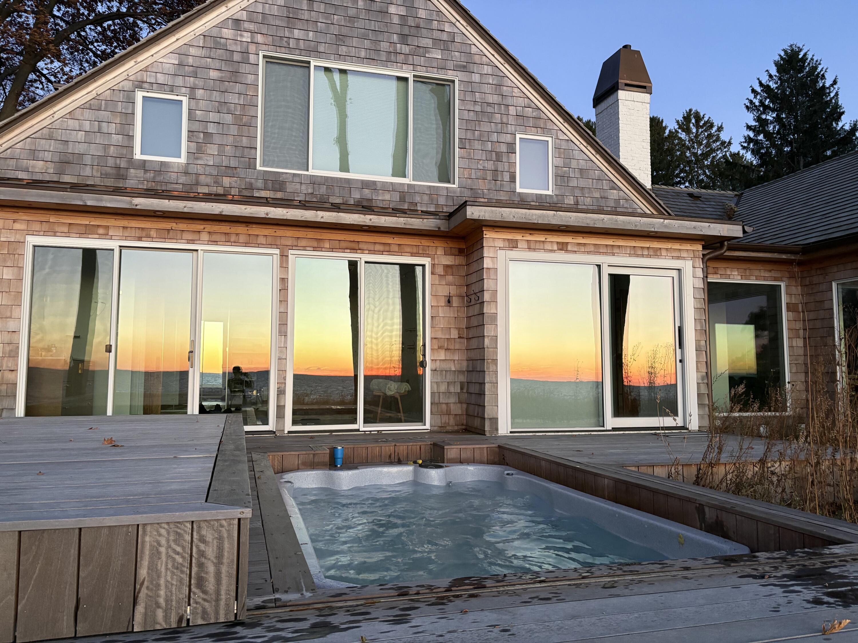 Fennville, Michigan, 49408, United States, 9 Bedrooms Bedrooms, ,10 BathroomsBathrooms,Residential,For Sale,1992421