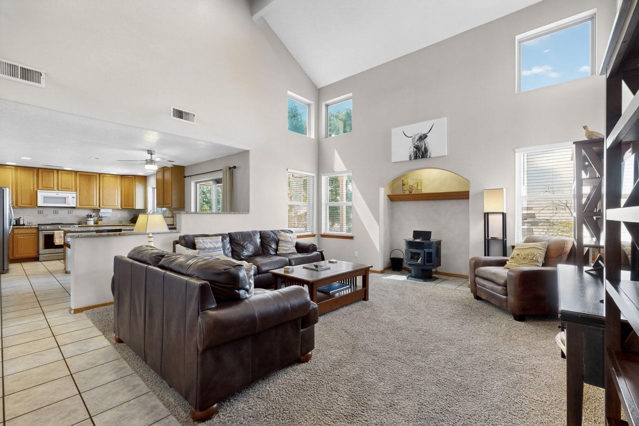 Albuquerque, New Mexico, 87122, United States, 4 Bedrooms Bedrooms, ,3 BathroomsBathrooms,Residential,For Sale,1964200