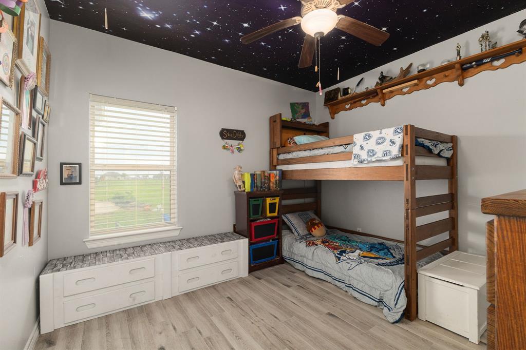 Sealy, Texas, 77474, United States, 3 Bedrooms Bedrooms, ,2 BathroomsBathrooms,Residential,For Sale,1846836