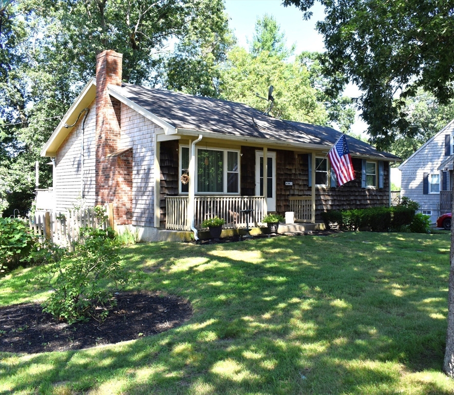 Brockton, Massachusetts, 02301, United States, 3 Bedrooms Bedrooms, ,1 BathroomBathrooms,Residential,For Sale,1895506