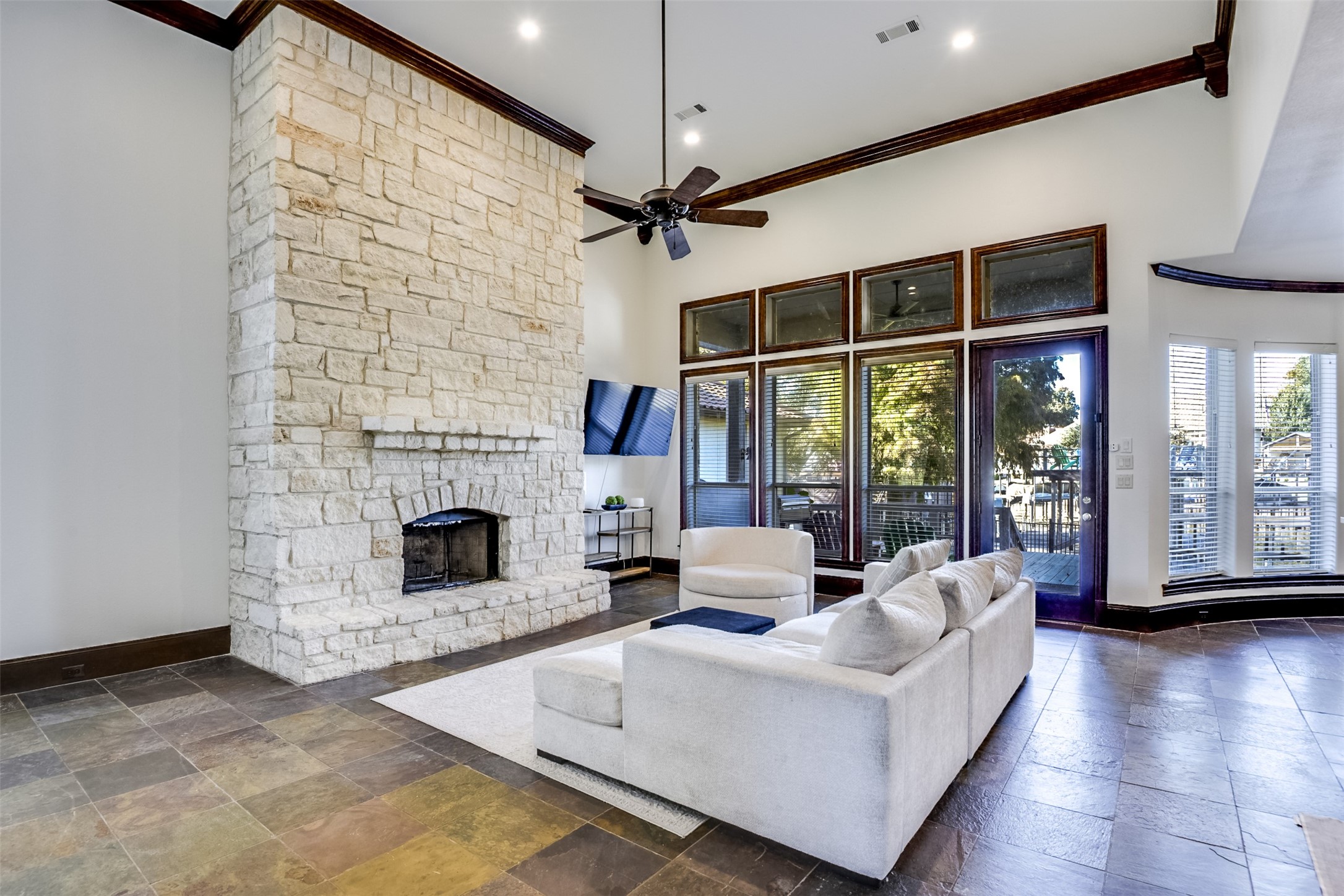 Mabank, Texas, 75156, United States, 3 Bedrooms Bedrooms, ,3 BathroomsBathrooms,Residential,For Sale,1990997