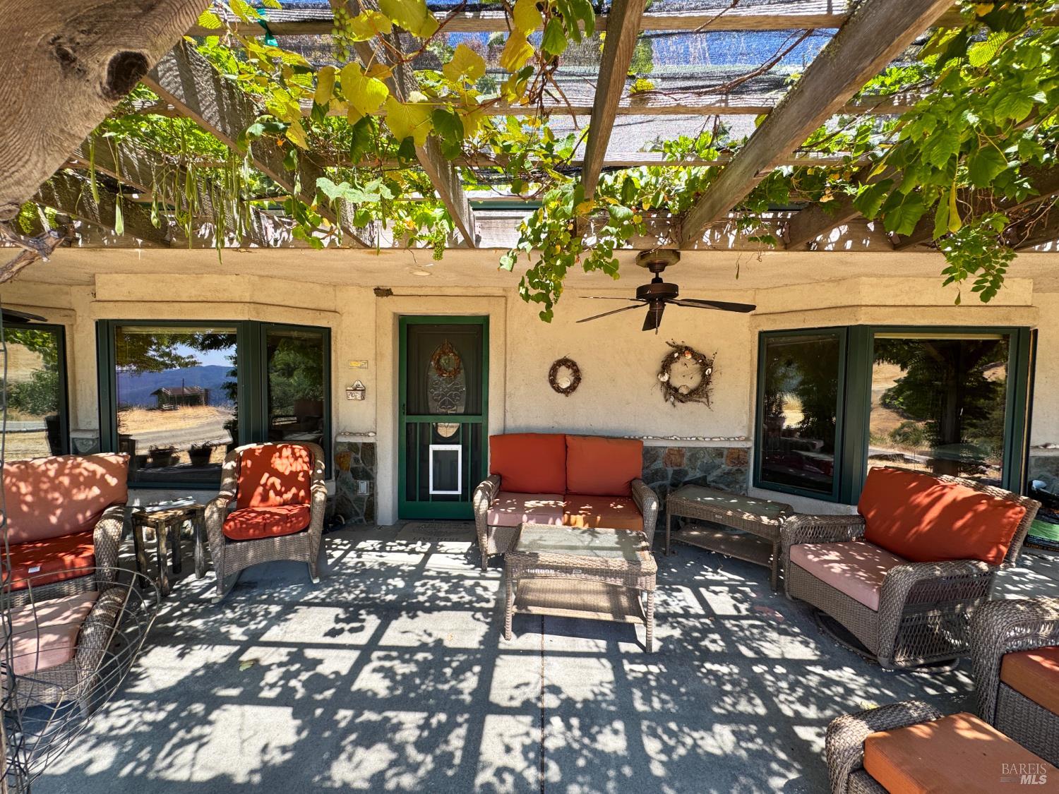 Garberville, California, 95542, United States, 3 Bedrooms Bedrooms, ,2 BathroomsBathrooms,Residential,For Sale,1914332