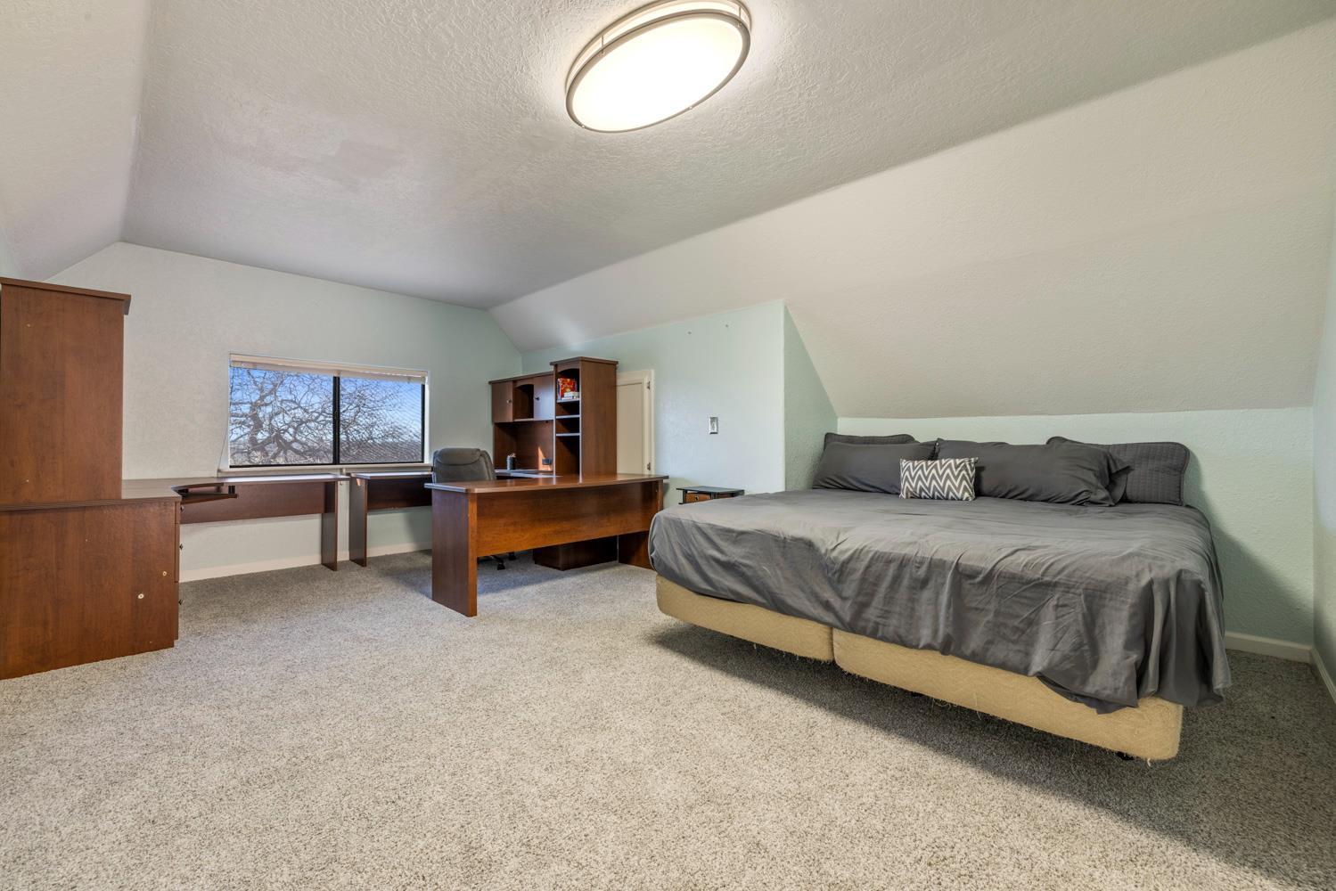 La Grange, California, 95329, United States, 2 Bedrooms Bedrooms, ,3 BathroomsBathrooms,Residential,For Sale,2009074