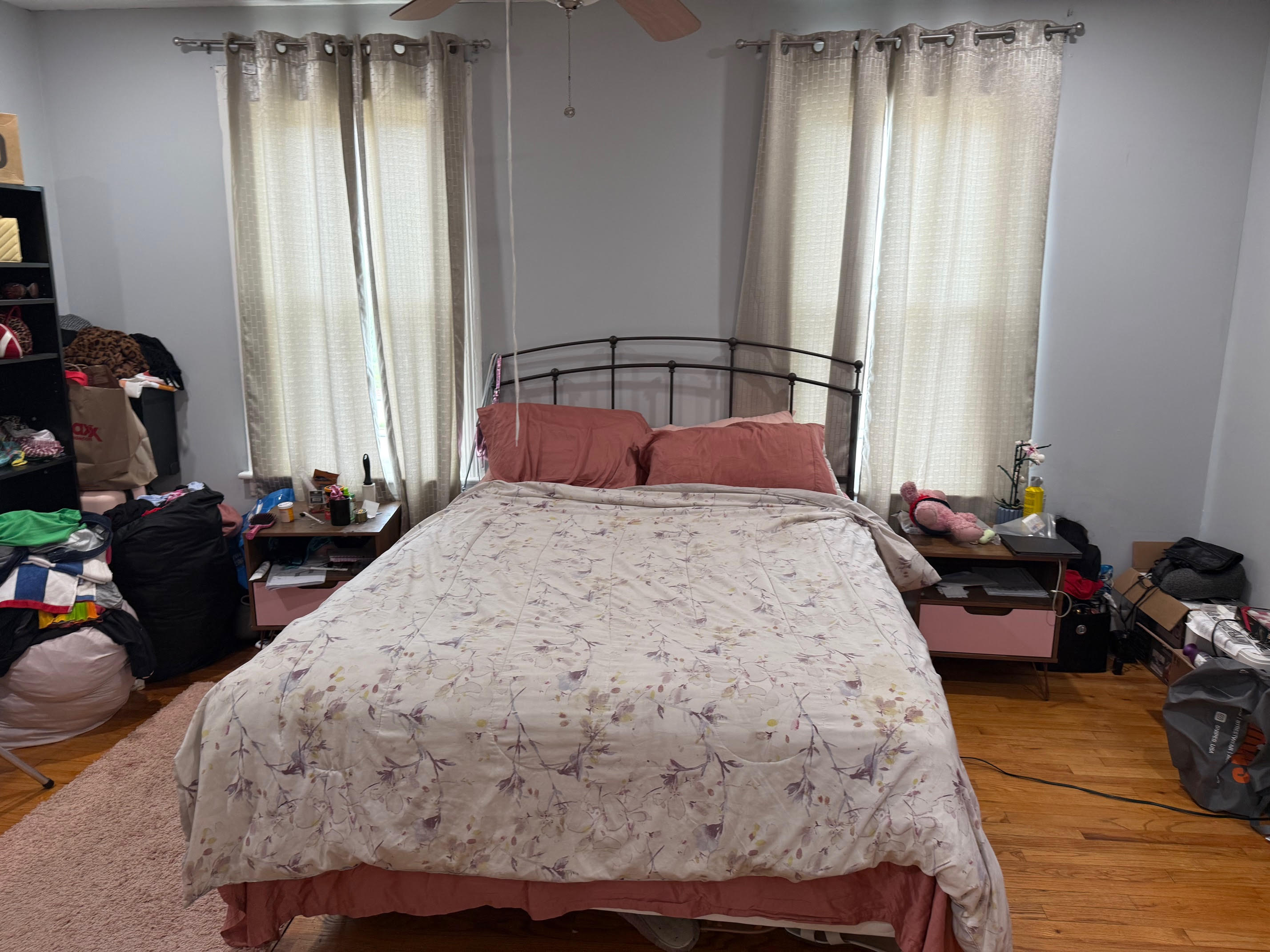 Bridgeport, Connecticut, 06610, United States, 6 Bedrooms Bedrooms, ,3 BathroomsBathrooms,Residential,For Sale,1929111