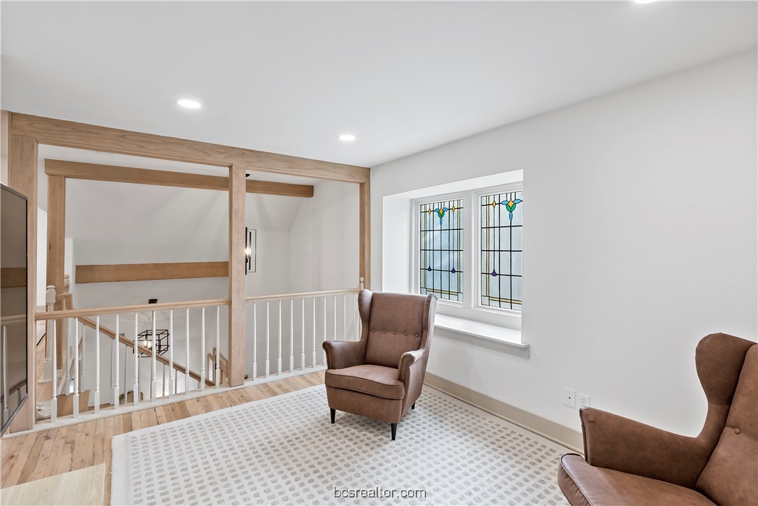 College Station, Texas, 77845, United States, 4 Bedrooms Bedrooms, ,5 BathroomsBathrooms,Residential,For Sale,1932091