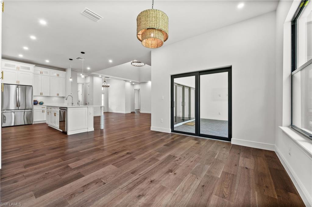 Fort Myers, Florida, 33905, United States, 3 Bedrooms Bedrooms, ,3 BathroomsBathrooms,Residential,For Sale,1865209