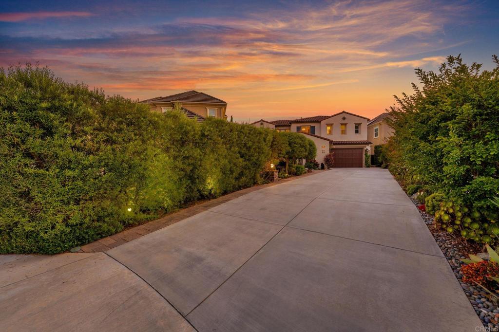 San Marcos, California, 92078, United States, 5 Bedrooms Bedrooms, ,5 BathroomsBathrooms,Residential,For Sale,1926310