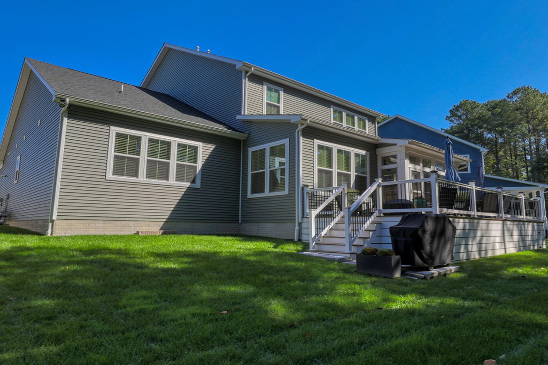  18374 Southampton Drive - 物件實景