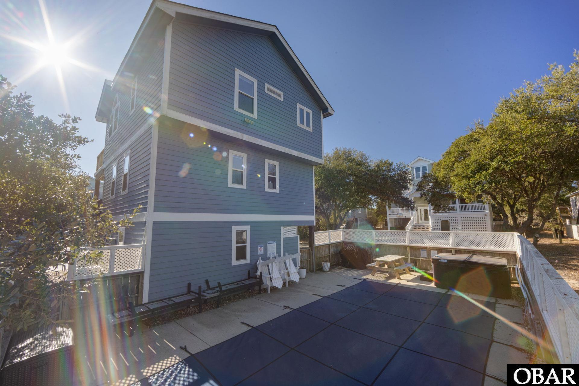 Corolla, North Carolina, 27927, United States, 5 Bedrooms Bedrooms, ,3 BathroomsBathrooms,Residential,For Sale,2006038