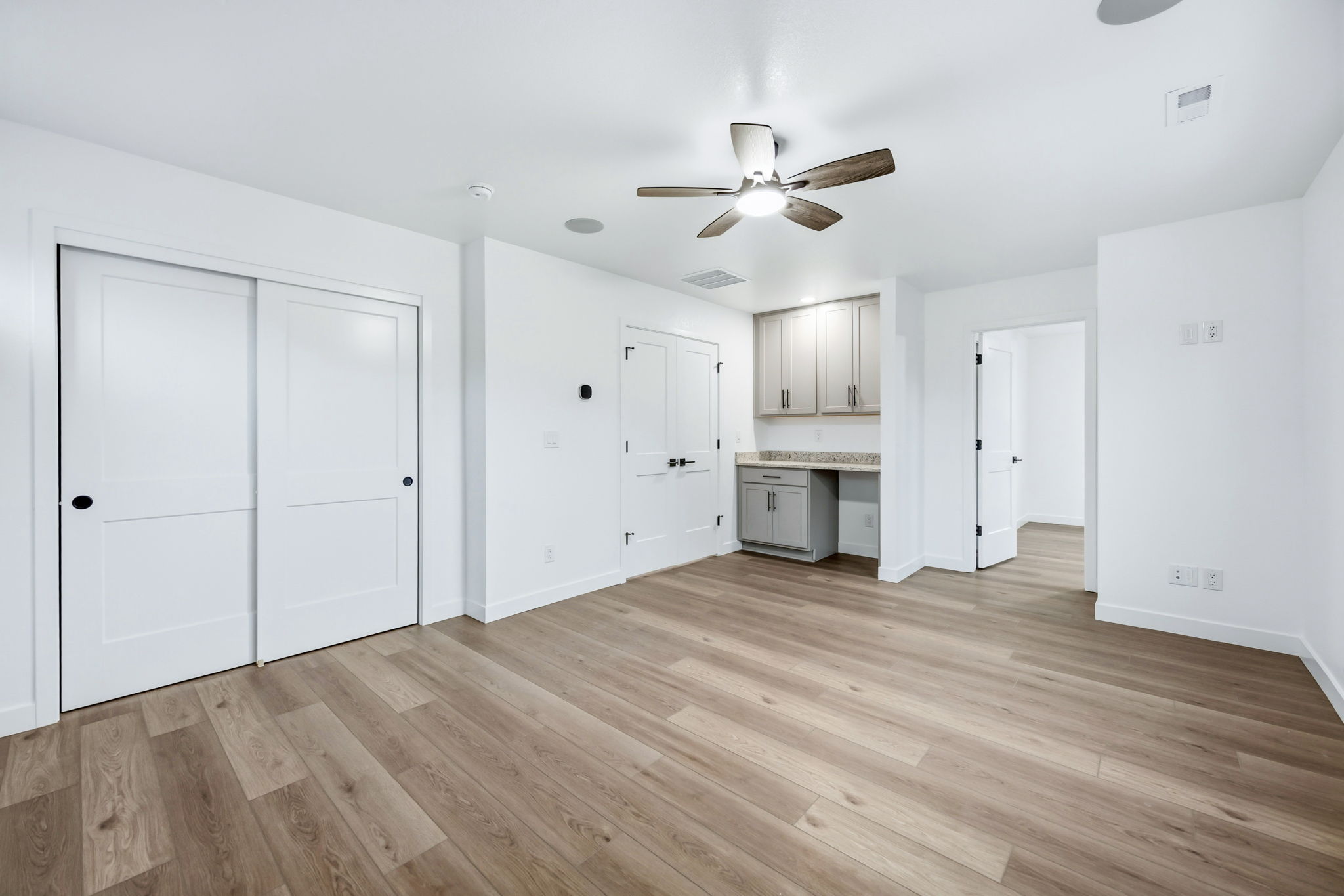  Thoughtfully designed brand new property in Englewood - 物件實景