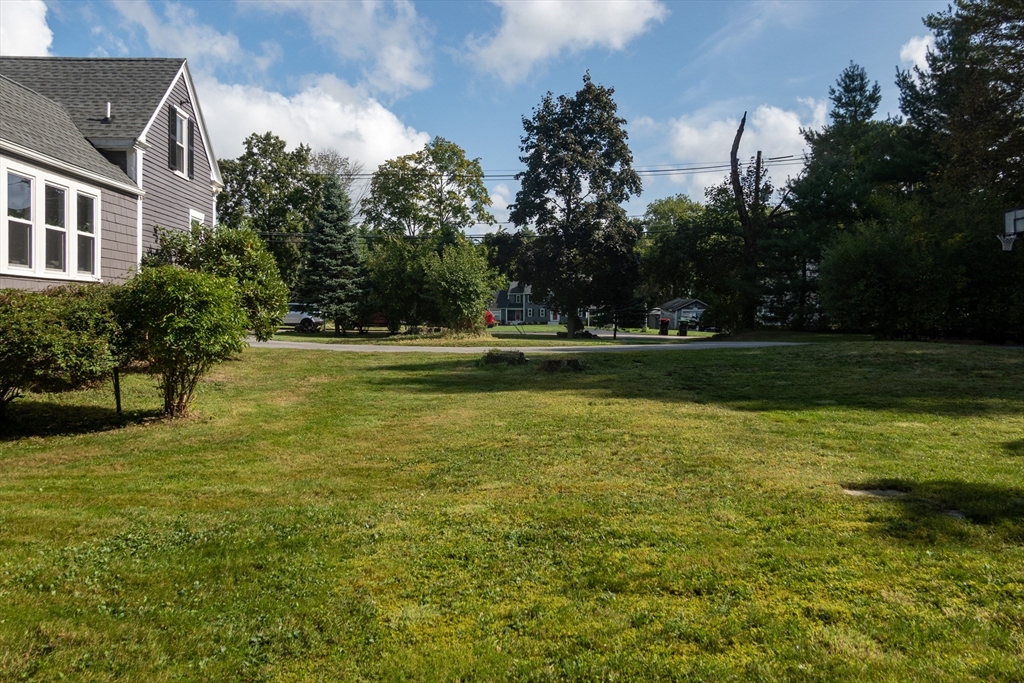 East Bridgewater, Massachusetts, 02333, United States, 4 Bedrooms Bedrooms, ,2 BathroomsBathrooms,Residential,For Sale,1942845