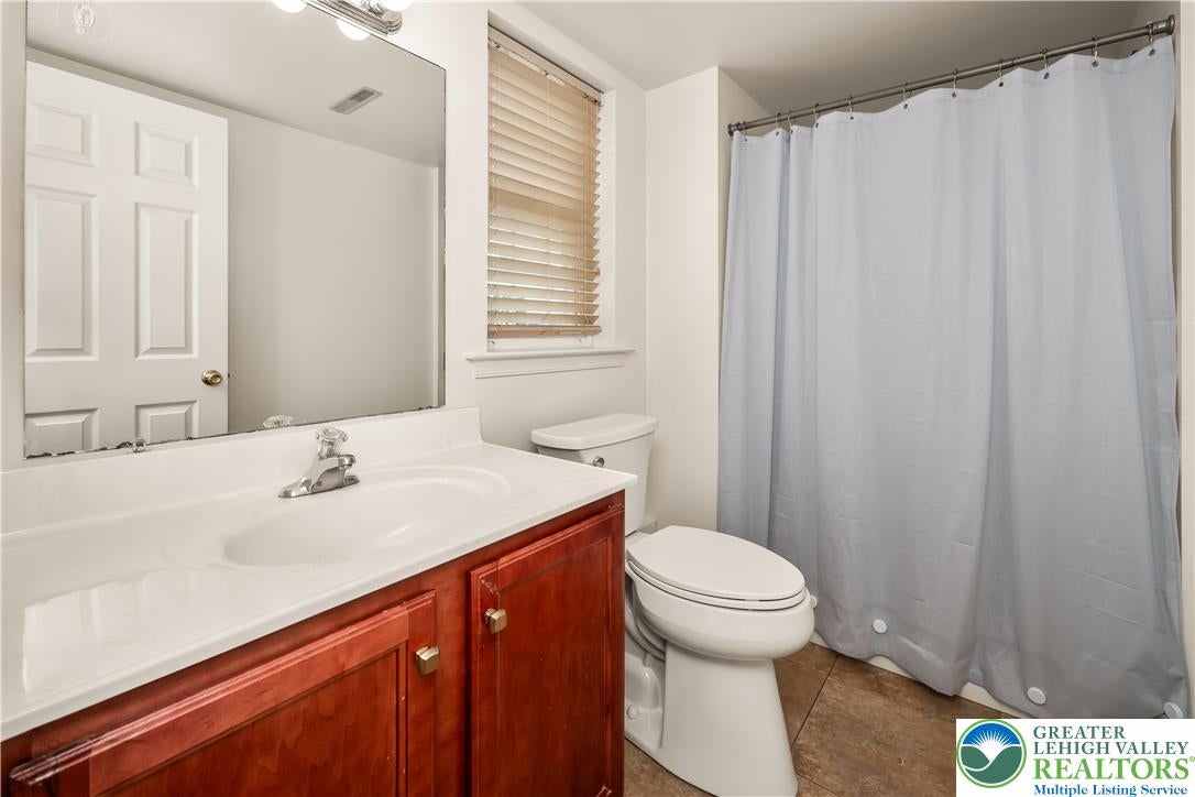 Lower Macungie Twp, Pennsylvania, 18062, United States, 4 Bedrooms Bedrooms, ,3 BathroomsBathrooms,Residential,For Sale,1907491