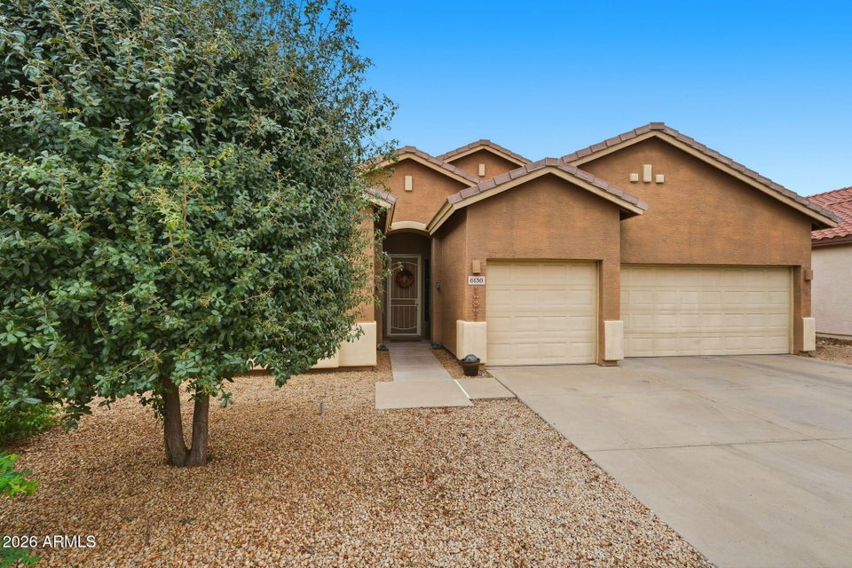 Chandler, Arizona, 85249, United States, 3 Bedrooms Bedrooms, ,2 BathroomsBathrooms,Residential,For Sale,2014017