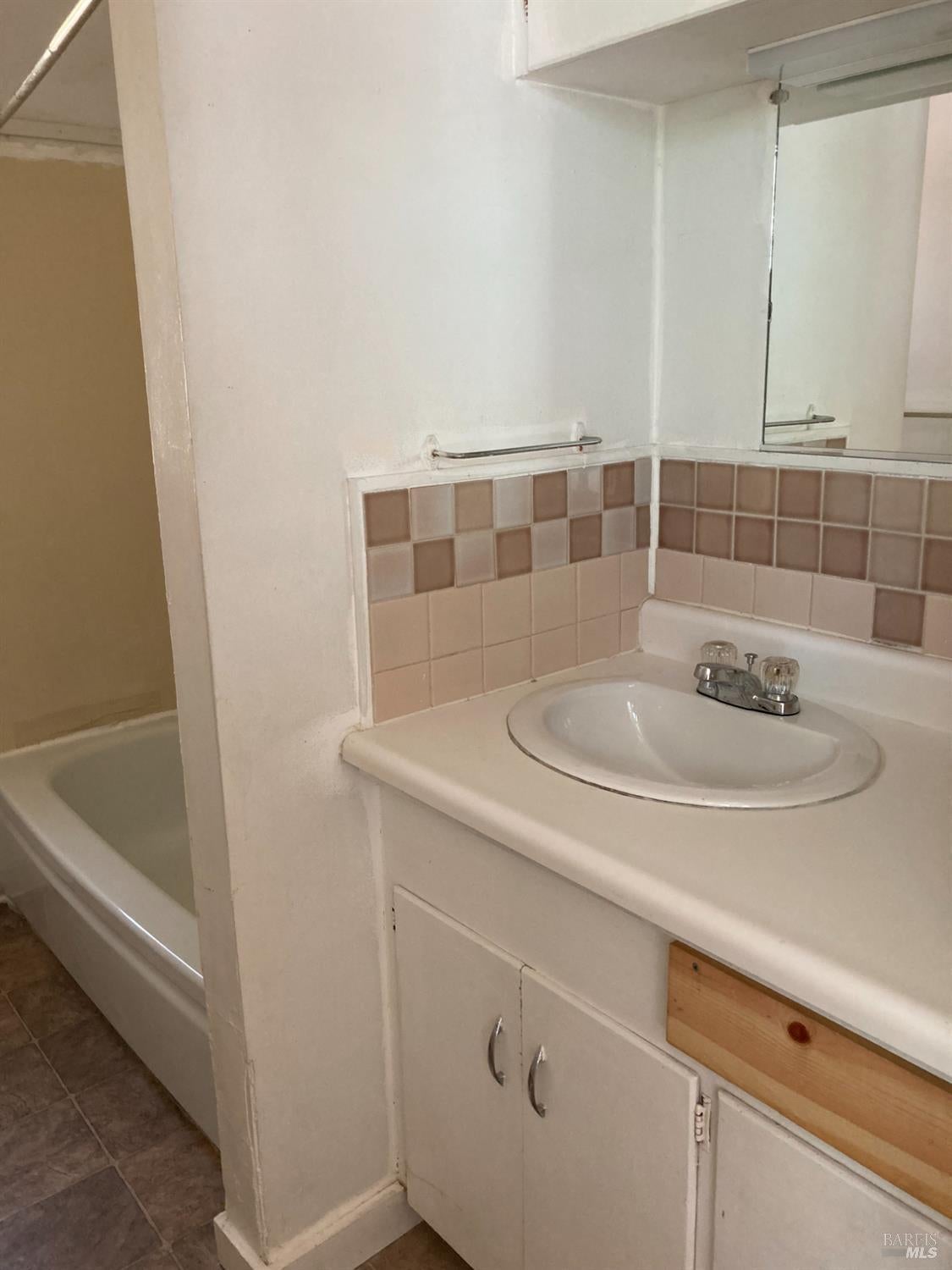 Ukiah, California, 95482, United States, 8 Bedrooms Bedrooms, ,4 BathroomsBathrooms,Residential,For Sale,1995478