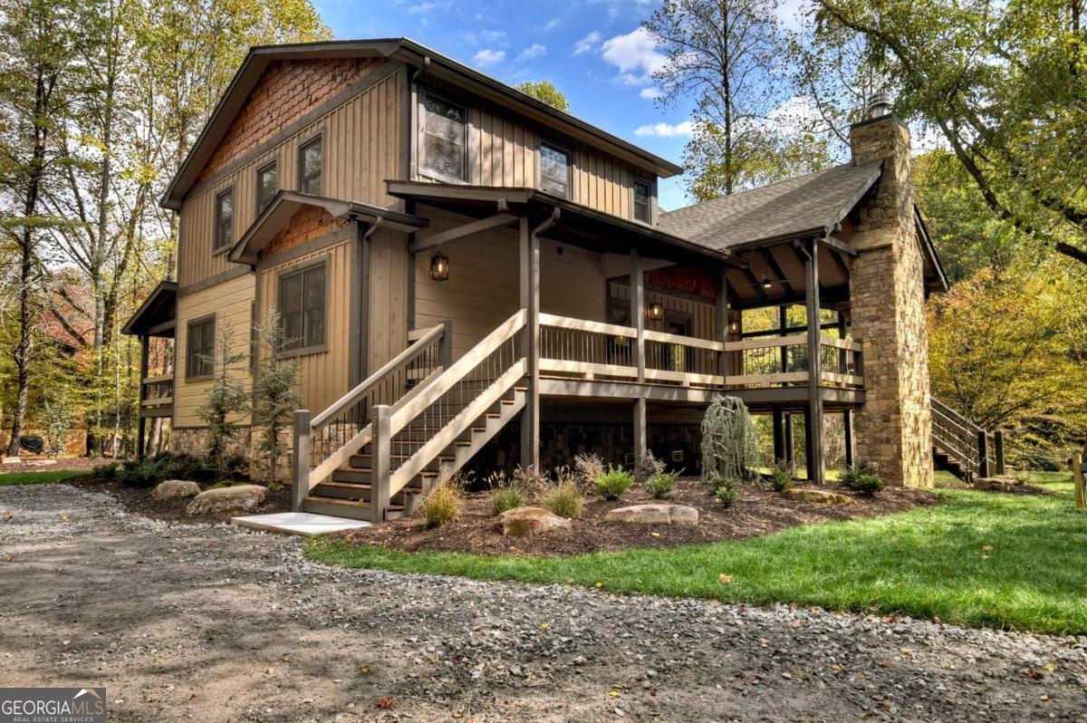 Mineral Bluff, Georgia, 30559, United States, 6 Bedrooms Bedrooms, ,3 BathroomsBathrooms,Residential,For Sale,1989738