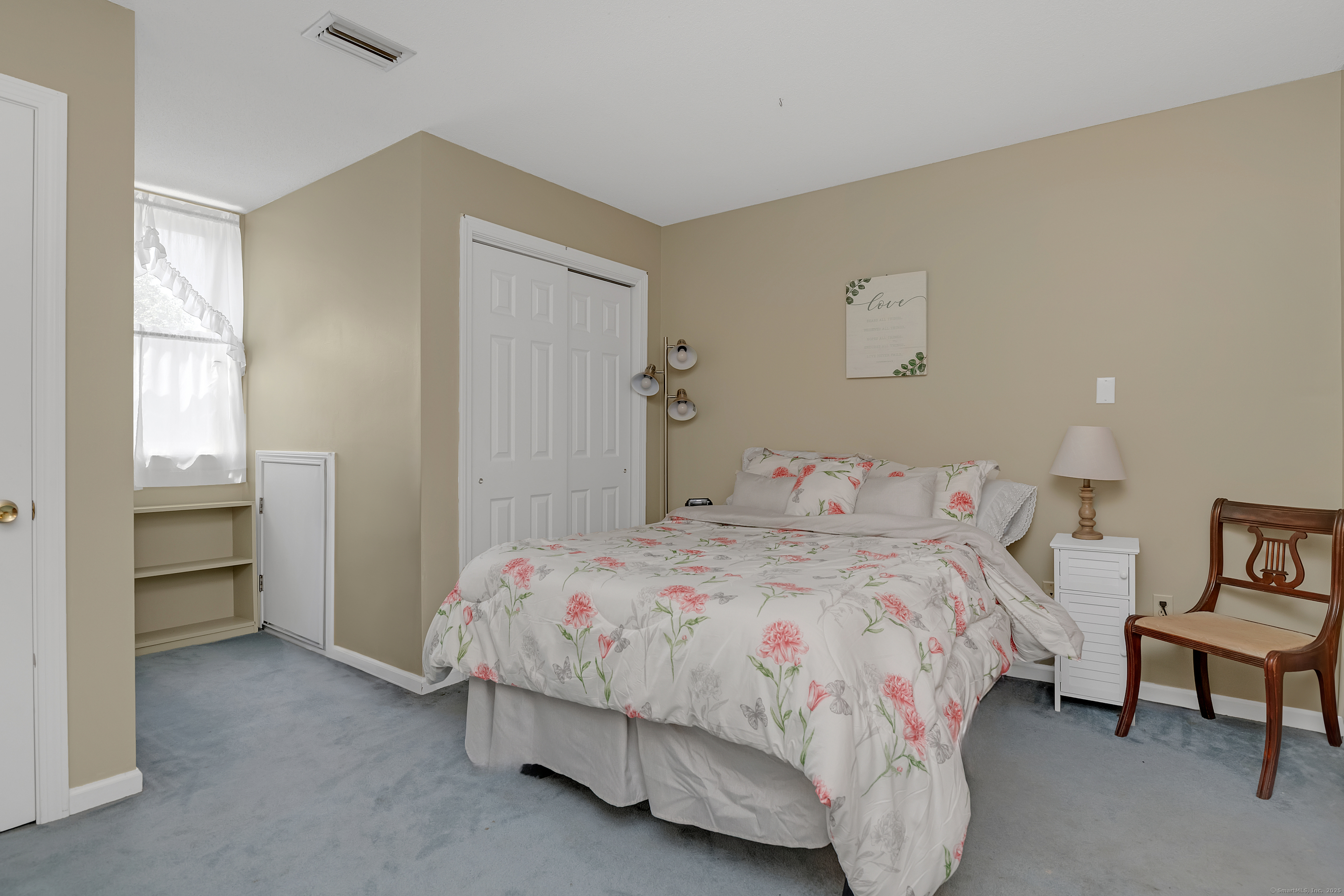South Windsor, Connecticut, 06074, United States, 3 Bedrooms Bedrooms, ,4 BathroomsBathrooms,Residential,For Sale,1912297
