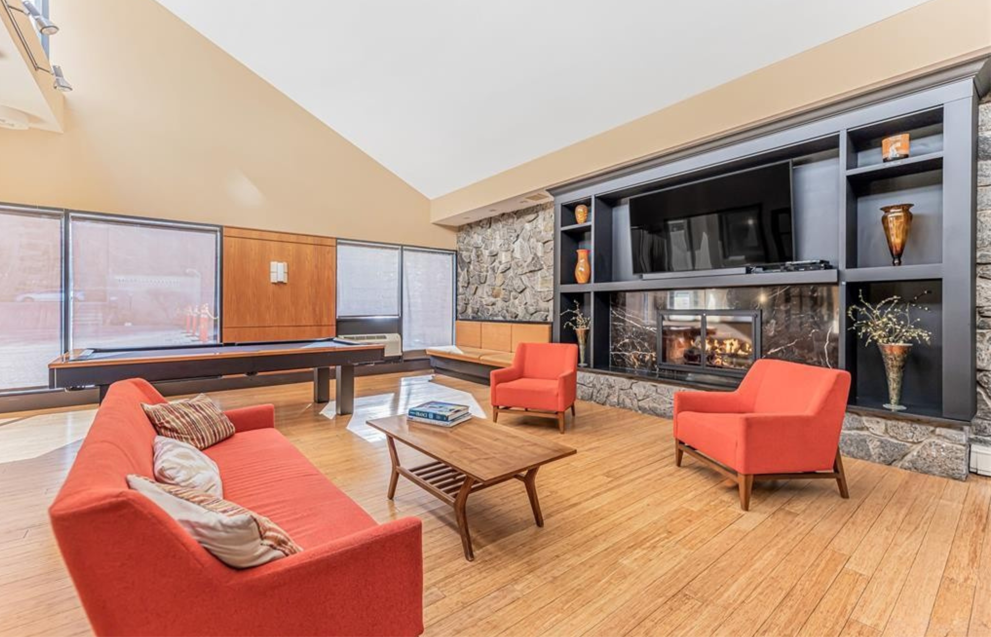  1155 Warburton Avenue - 物件實景
