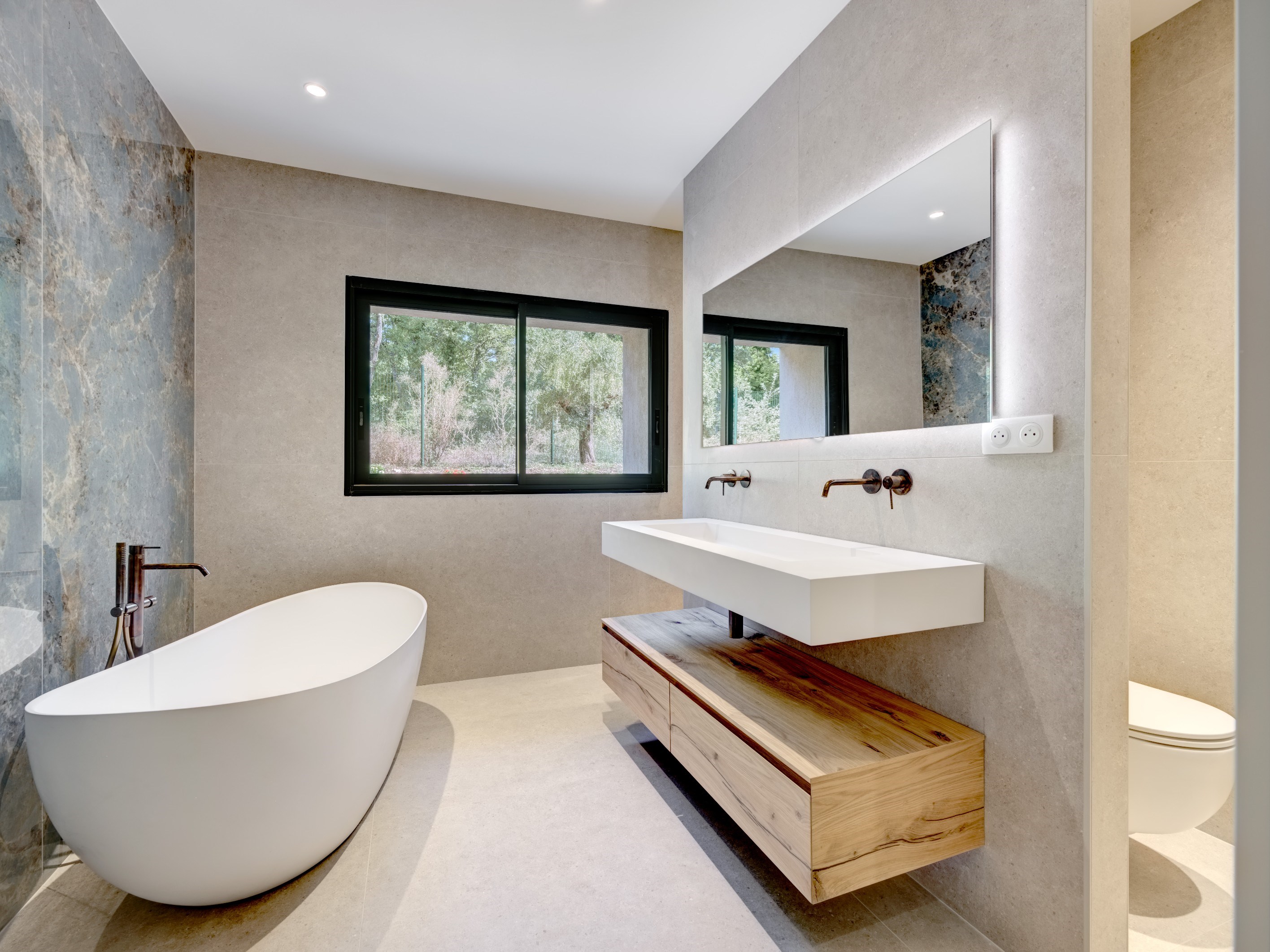  Tourrettes Terre Blanche villa 240 sqm golf estate pool furnished land 1866 sqm - 物件實景
