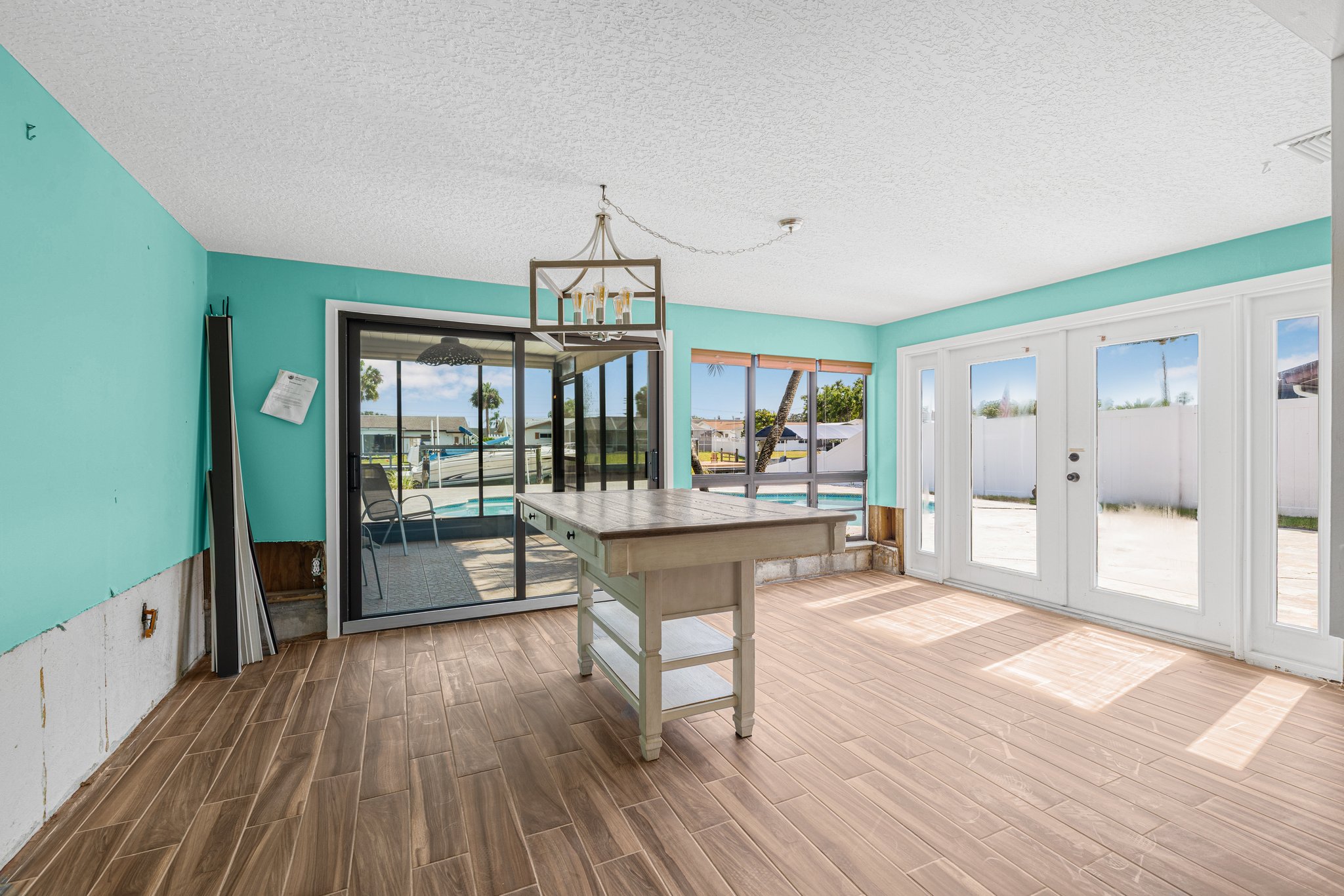 Tampa, Florida, 33615, United States, 4 Bedrooms Bedrooms, ,2 BathroomsBathrooms,Residential,For Sale,1865129