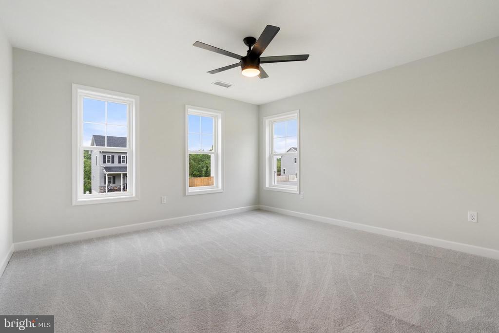 Boyce, Virginia, 22620, United States, 3 Bedrooms Bedrooms, ,3 BathroomsBathrooms,Residential,For Sale,1980169