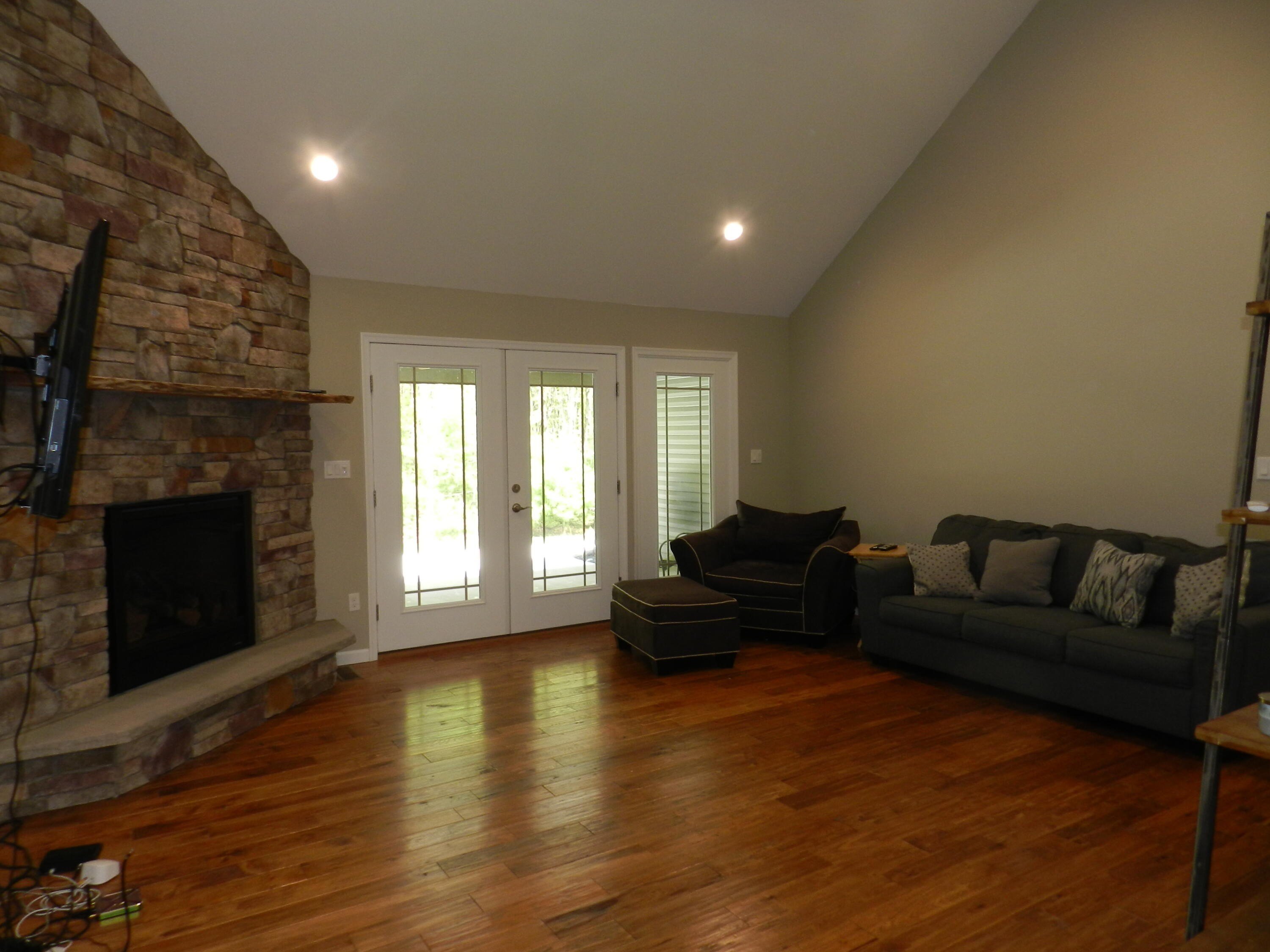 Kunkletown, Pennsylvania, 18058, United States, 3 Bedrooms Bedrooms, ,2 BathroomsBathrooms,Residential,For Sale,1896386