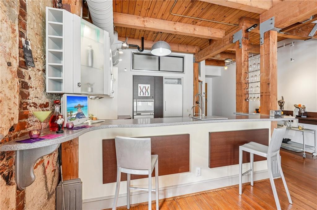 Atlanta, Georgia, 30313, United States, 2 Bedrooms Bedrooms, ,3 BathroomsBathrooms,Residential,For Sale,1978100