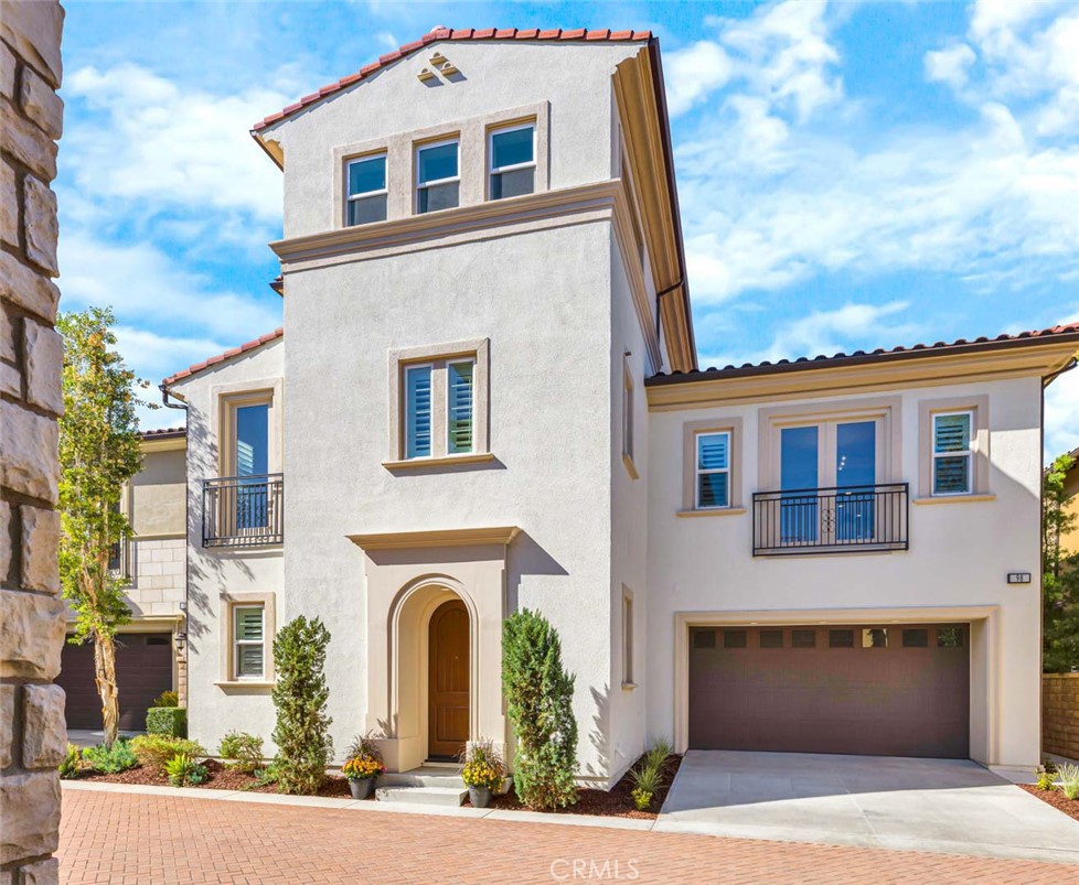 Lake Forest, California, 92630, United States, 4 Bedrooms Bedrooms, ,5 BathroomsBathrooms,Residential,For Sale,1988147