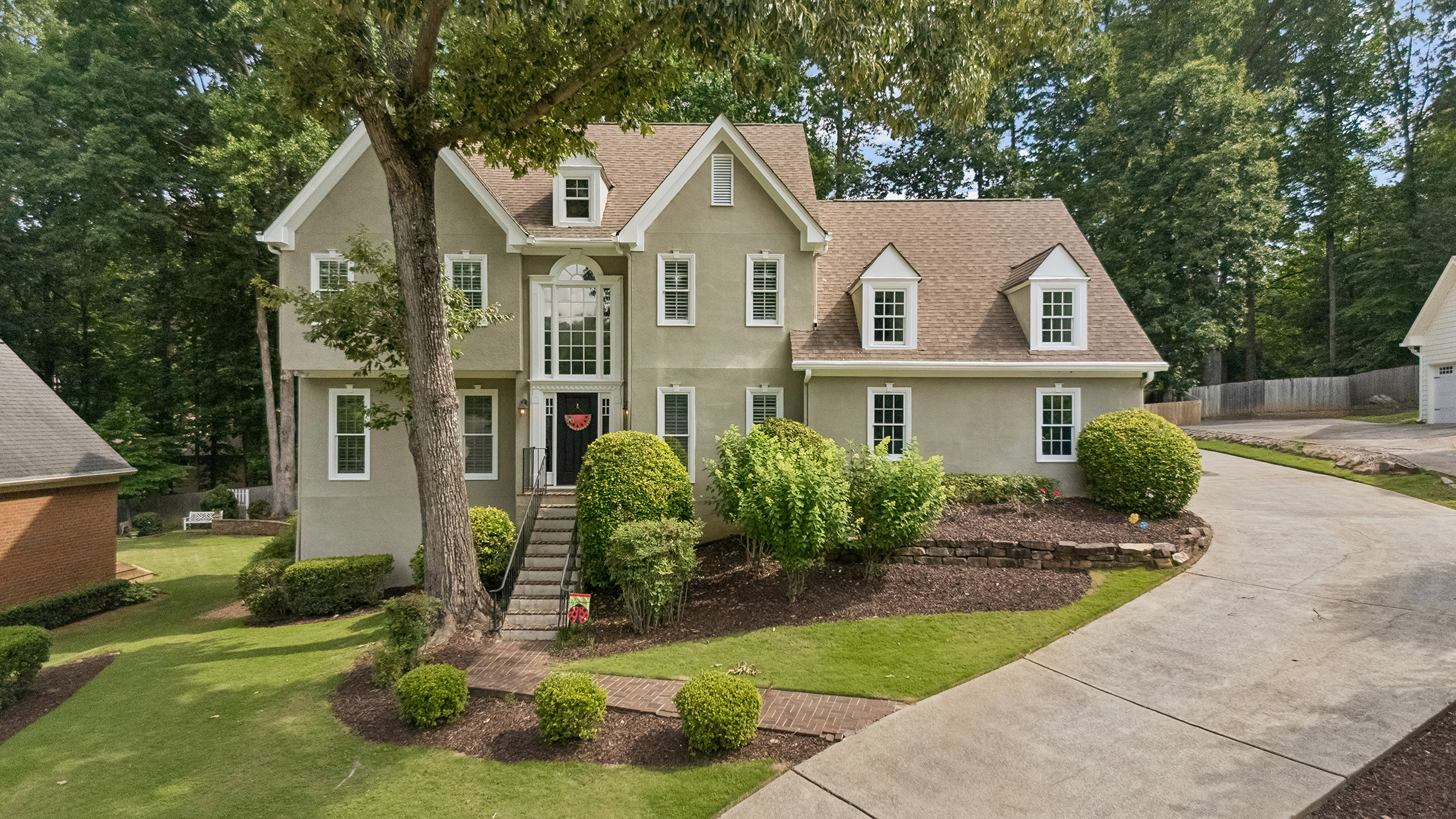  Beautifully Updated Four Bedroom Home in an Active Swim/Tennis Community - 物件實景