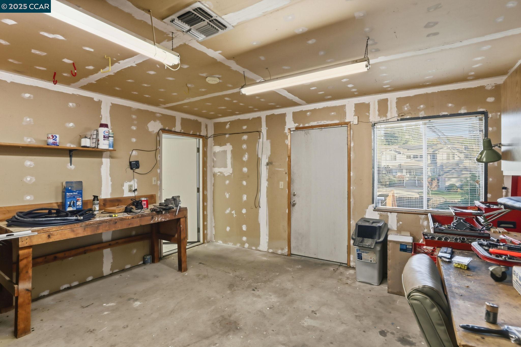 El Dorado Hills, California, 95762, United States, 4 Bedrooms Bedrooms, ,3 BathroomsBathrooms,Residential,For Sale,1988209