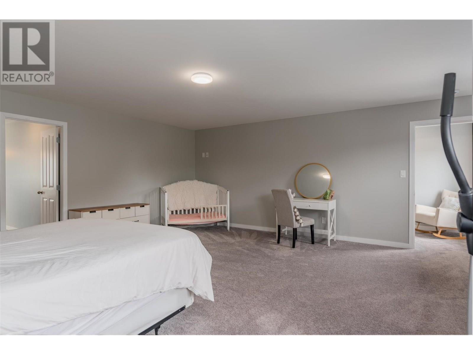 CASTLEGAR, British Columbia, V1N 4X9, CA, 5 Bedrooms Bedrooms, ,2 BathroomsBathrooms,Residential,For Sale,1913698