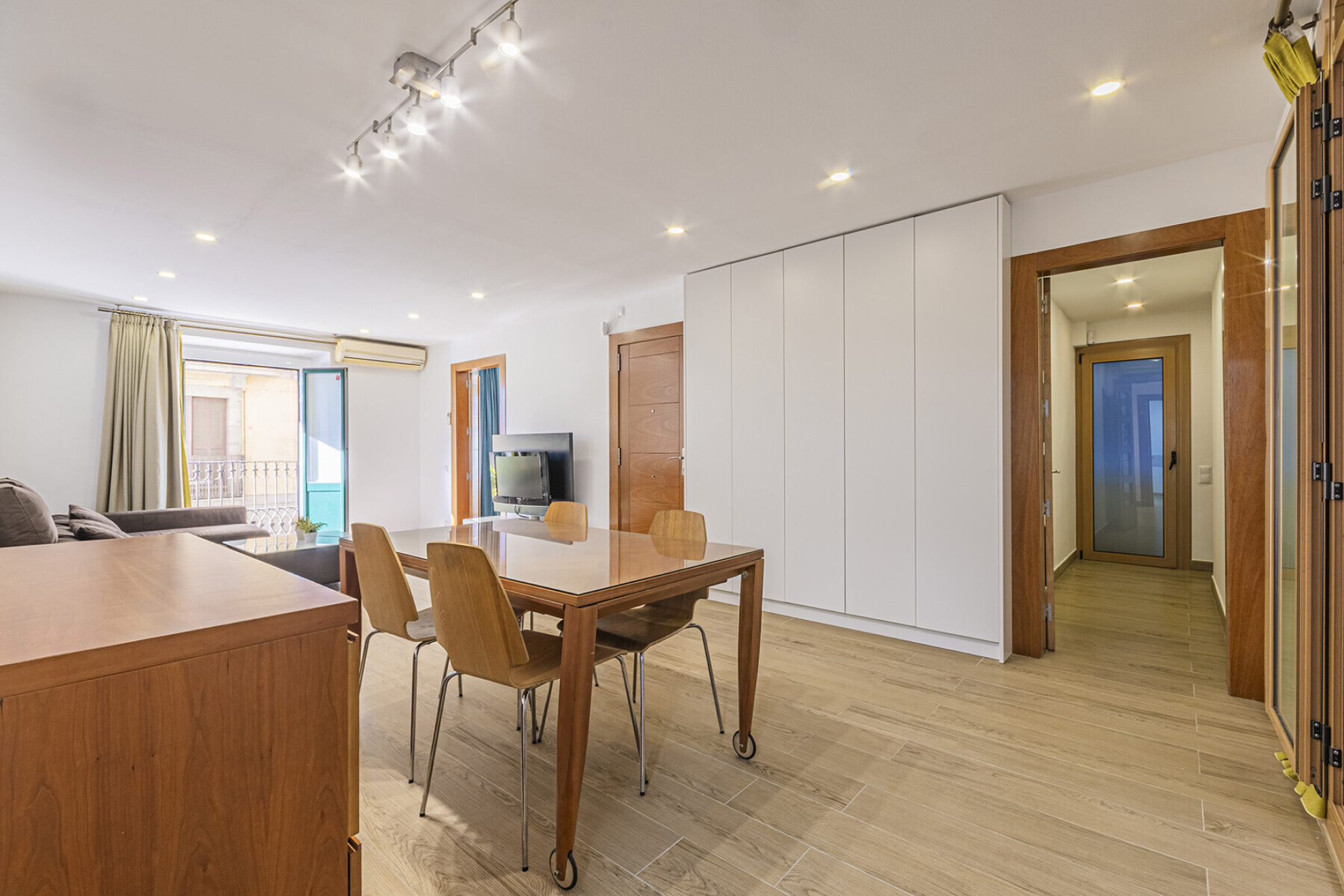 Four bedroom apartment by the seaside and famous Port Vell harbour - 物件實景
