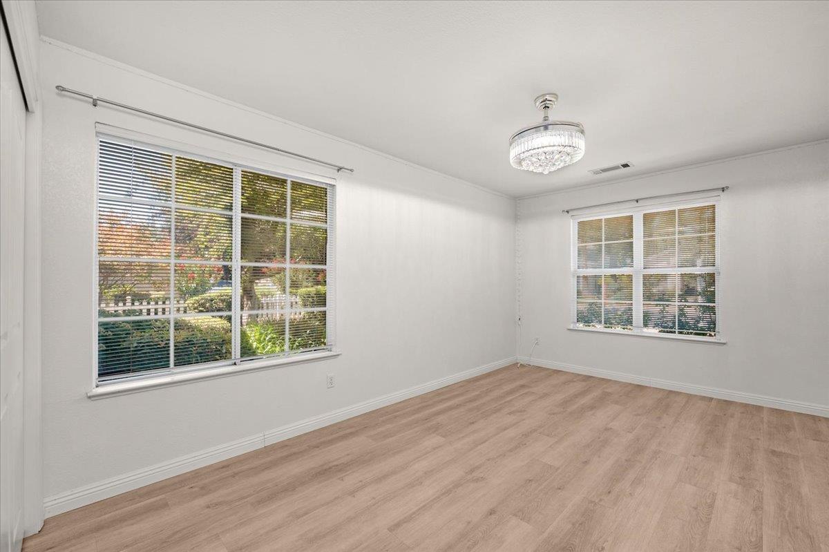 Clovis, California, 93611, United States, 5 Bedrooms Bedrooms, ,3 BathroomsBathrooms,Residential,For Sale,1924098