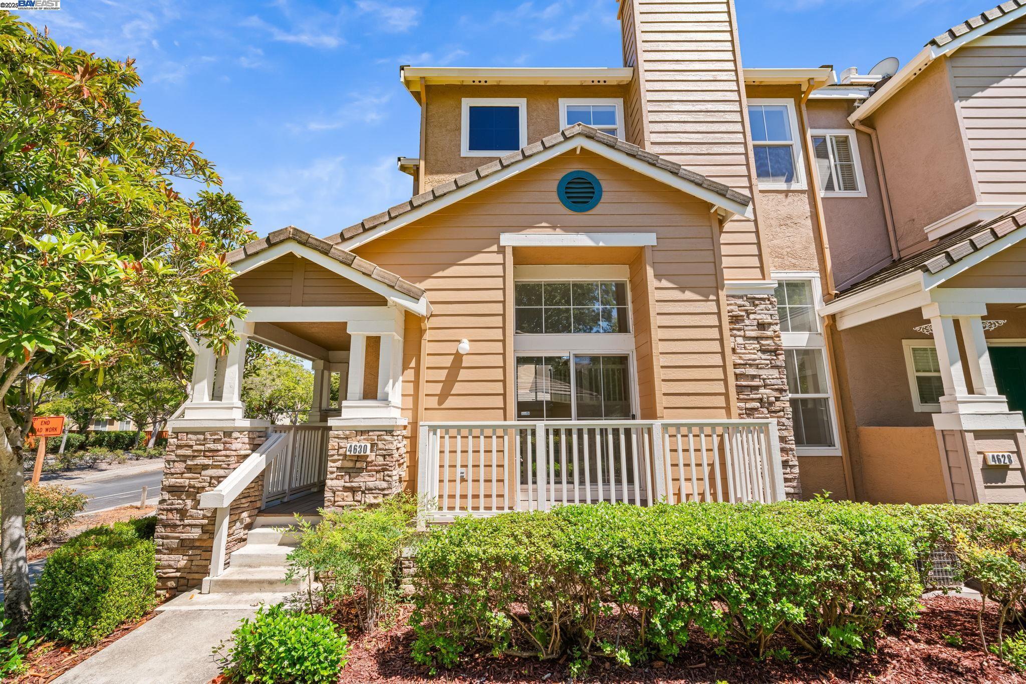 Dublin, California, 94568, United States, 3 Bedrooms Bedrooms, ,3 BathroomsBathrooms,Residential,For Sale,2006259