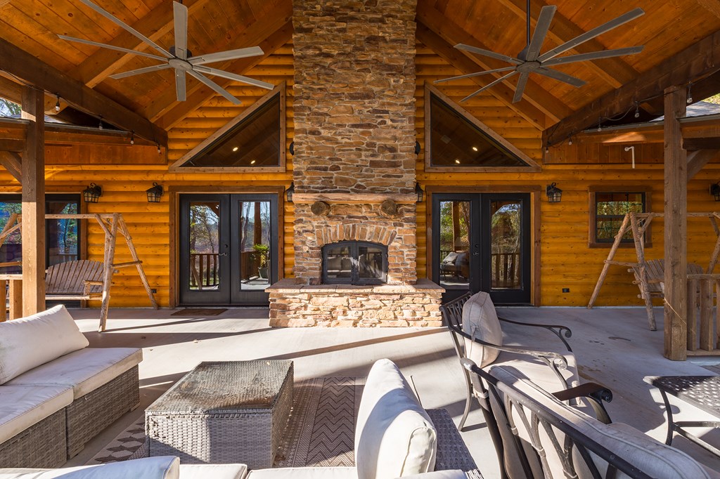 Huntington, Texas, 75949, United States, 3 Bedrooms Bedrooms, ,2 BathroomsBathrooms,Residential,For Sale,2002492