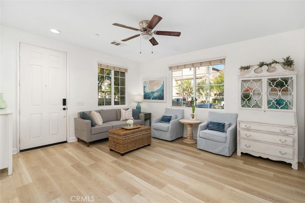 Temecula, California, 92592, United States, 3 Bedrooms Bedrooms, ,3 BathroomsBathrooms,Residential,For Sale,1970519