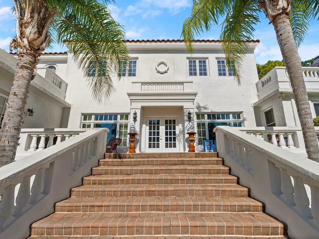 Eustis, Florida, 32736, United States, 6 Bedrooms Bedrooms, ,6 BathroomsBathrooms,Residential,For Sale,1805278