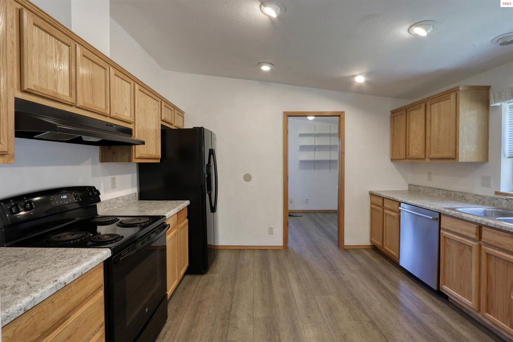 Spirit Lake, Idaho, 83869, United States, 3 Bedrooms Bedrooms, ,2 BathroomsBathrooms,Residential,For Sale,1909463