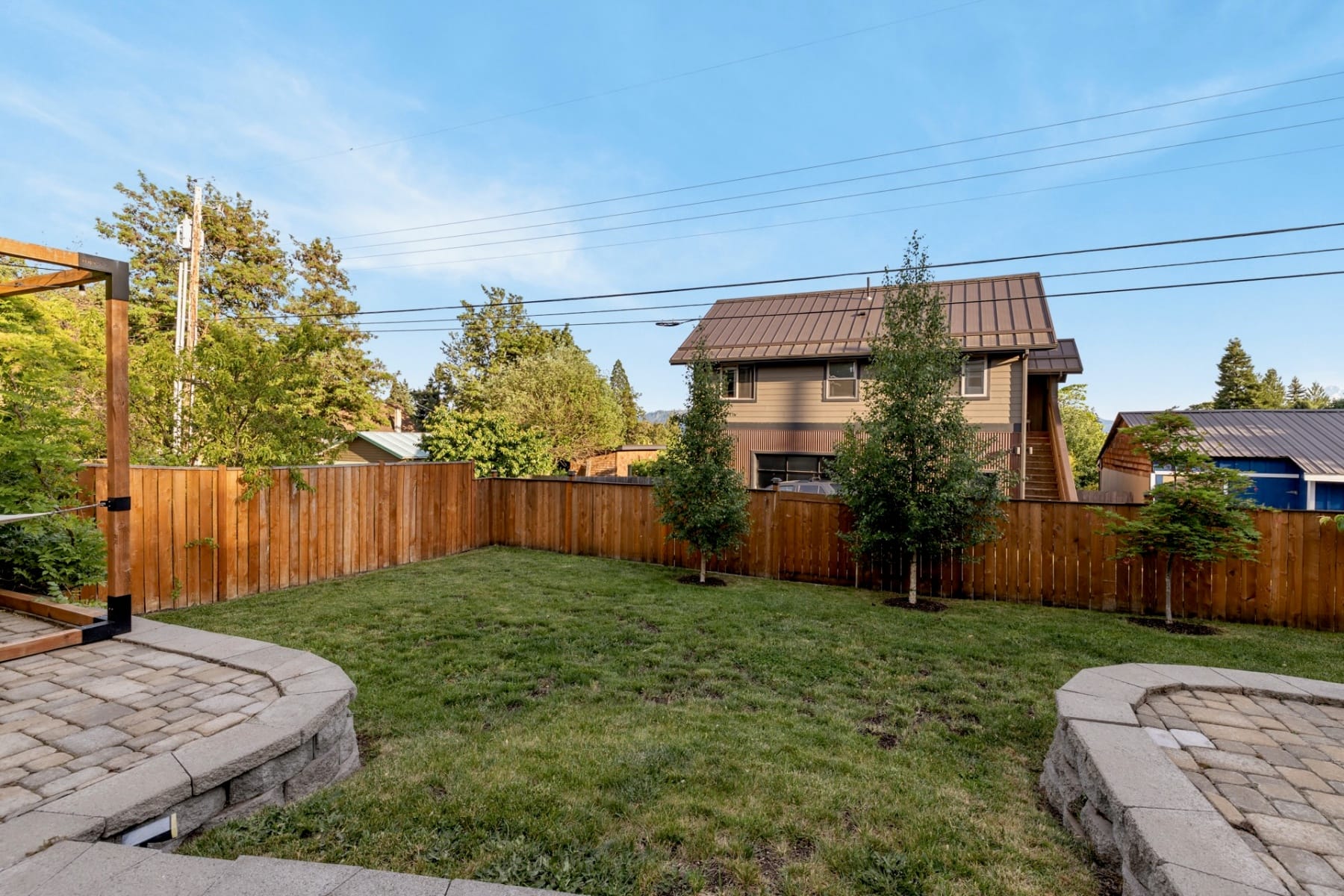  213 NE CHERRY ST White Salmon, WA 98672 - 物件實景