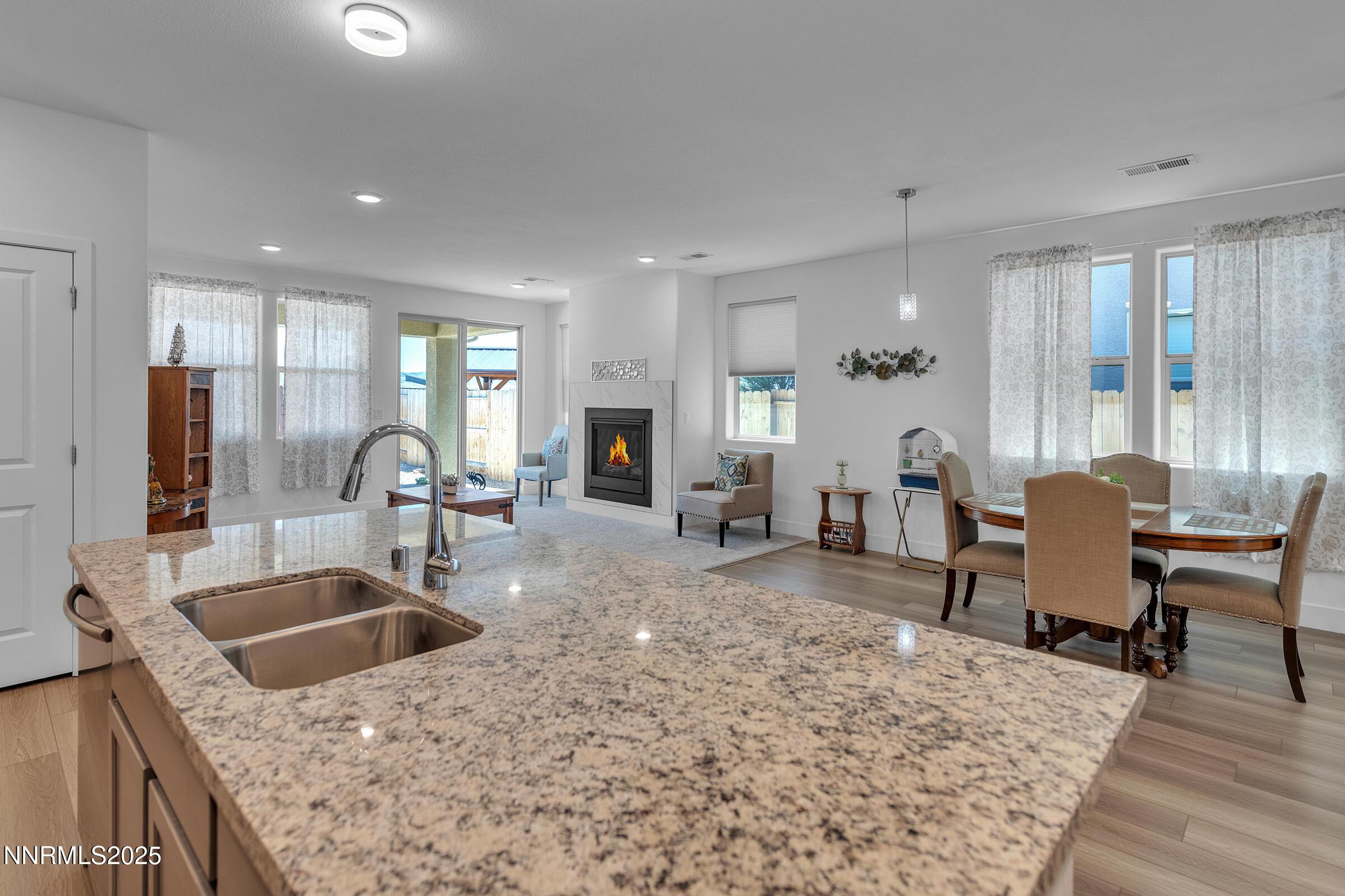 Carson City, Nevada, 89705, United States, ,Residential,For Sale,1892642