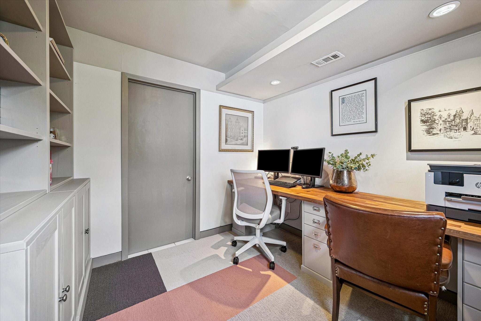  230 E 25th Street - 物件實景
